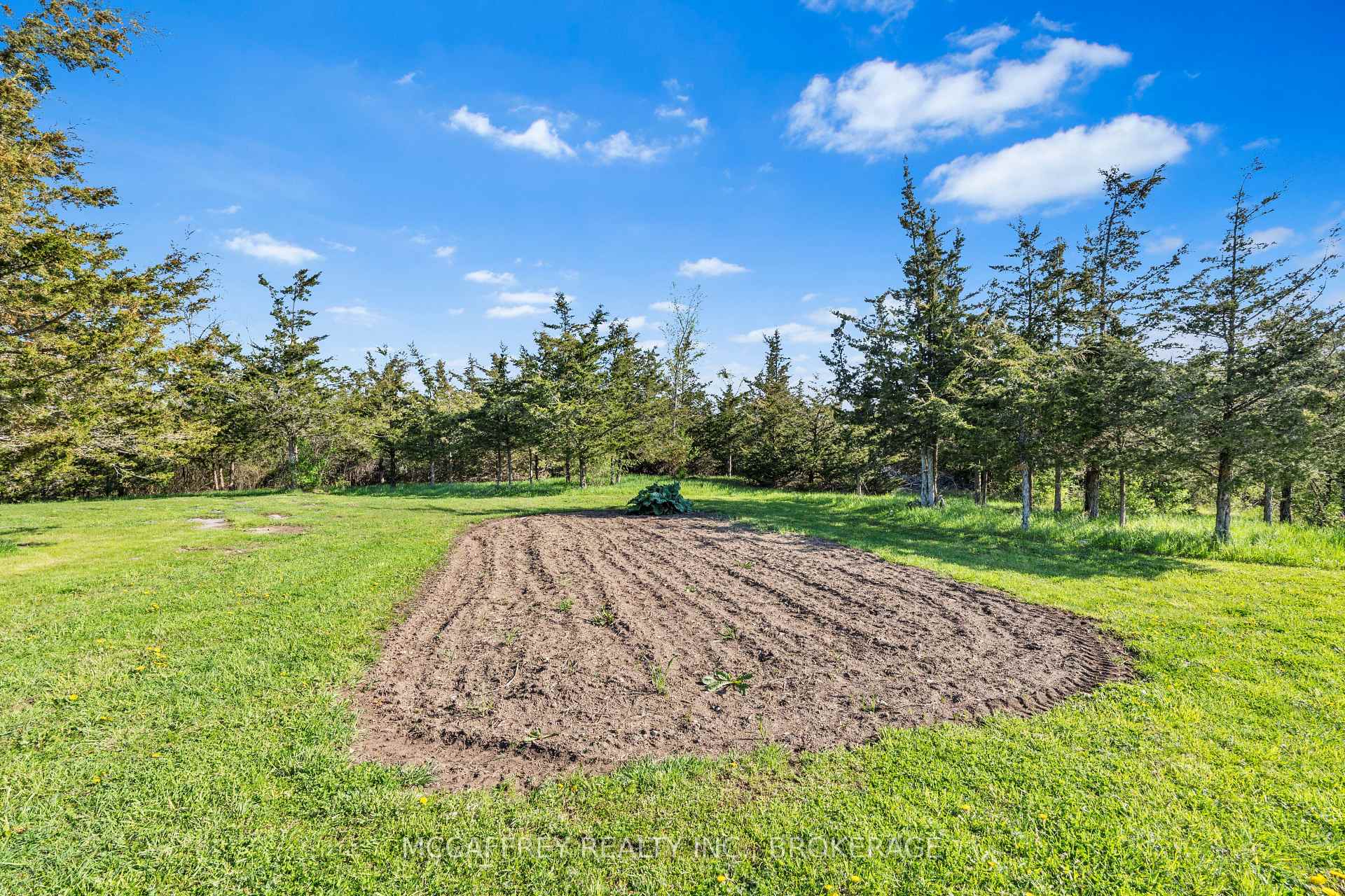 Photo 33 of 573 Glennelm Road, Greater Napanee, Greater Napanee — HOMEH