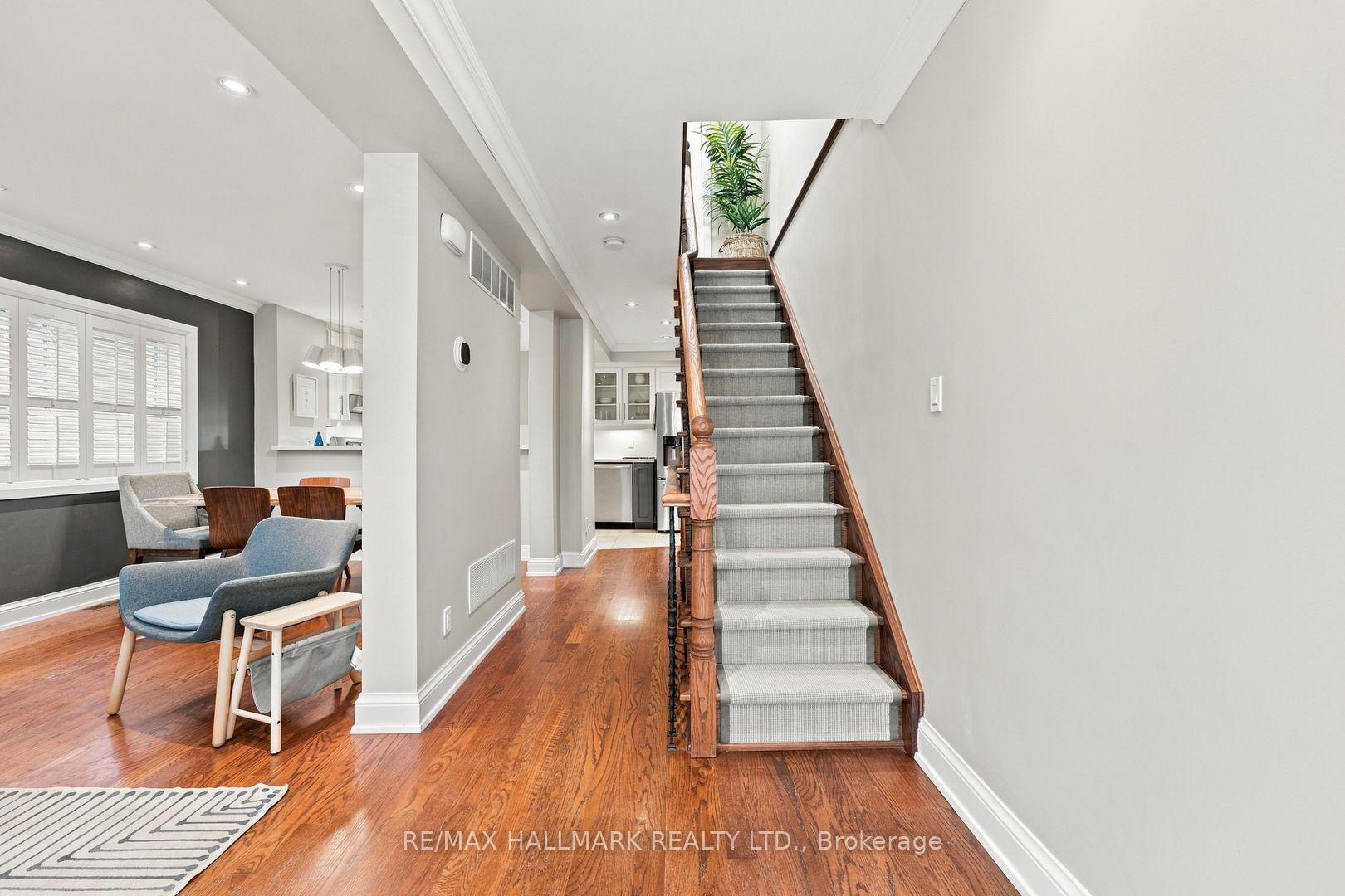 Photo 5 of 362 Sammon Avenue, Toronto, Danforth Village-East York — HOMEH