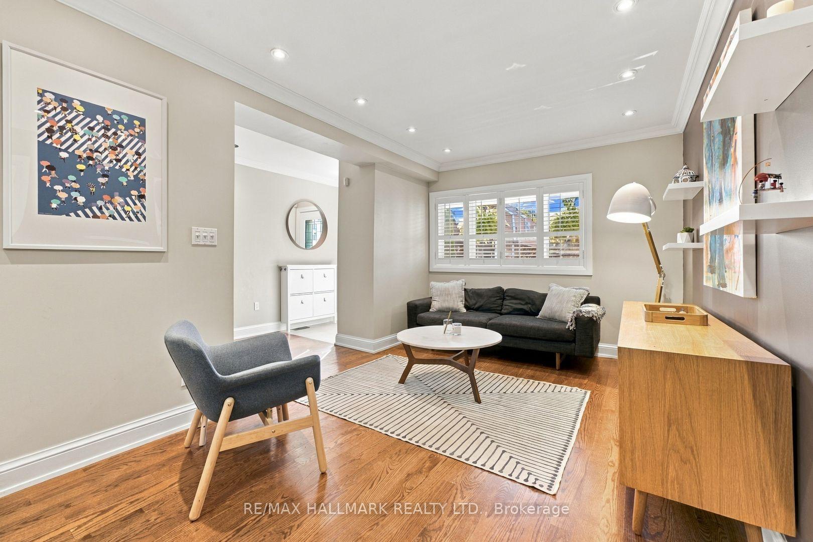 Photo 9 of 362 Sammon Avenue, Toronto, Danforth Village-East York — HOMEH