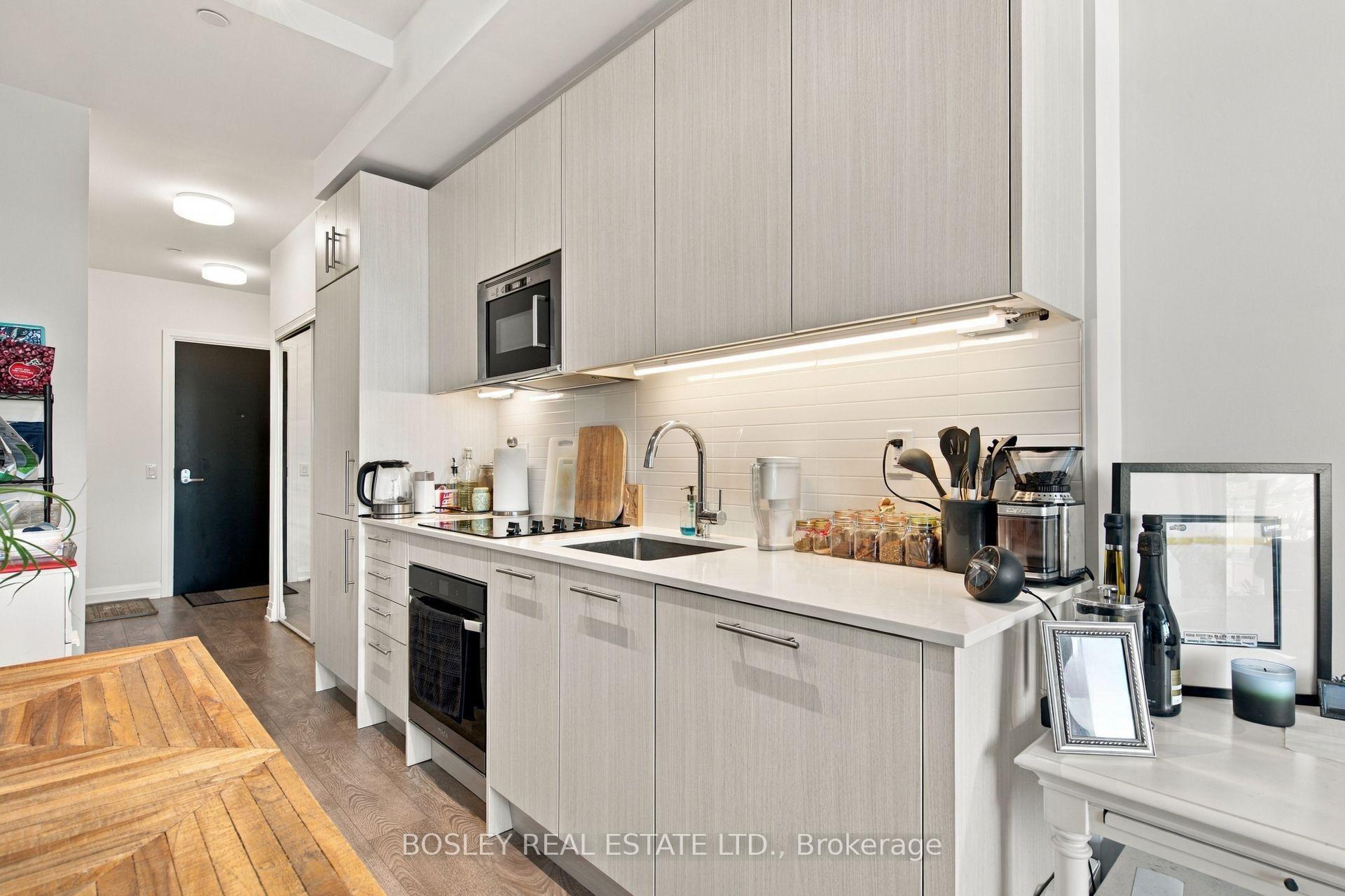 Photo 6 of Unit 502, 286 Main Street, Toronto, East End-Danforth — HOMEH