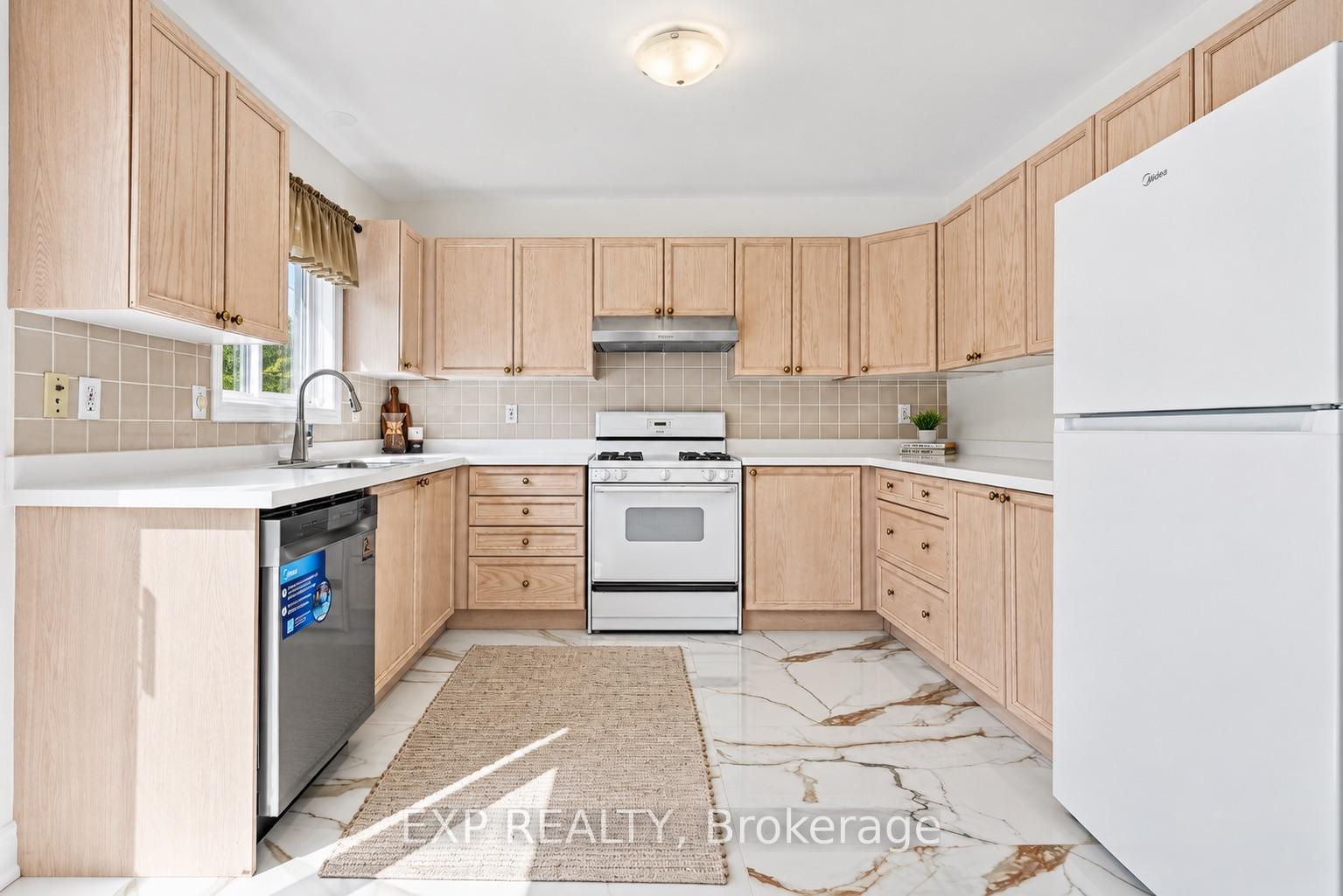 Photo 14 of 2434 Ralph Street, Innisfil, Alcona — HOMEH