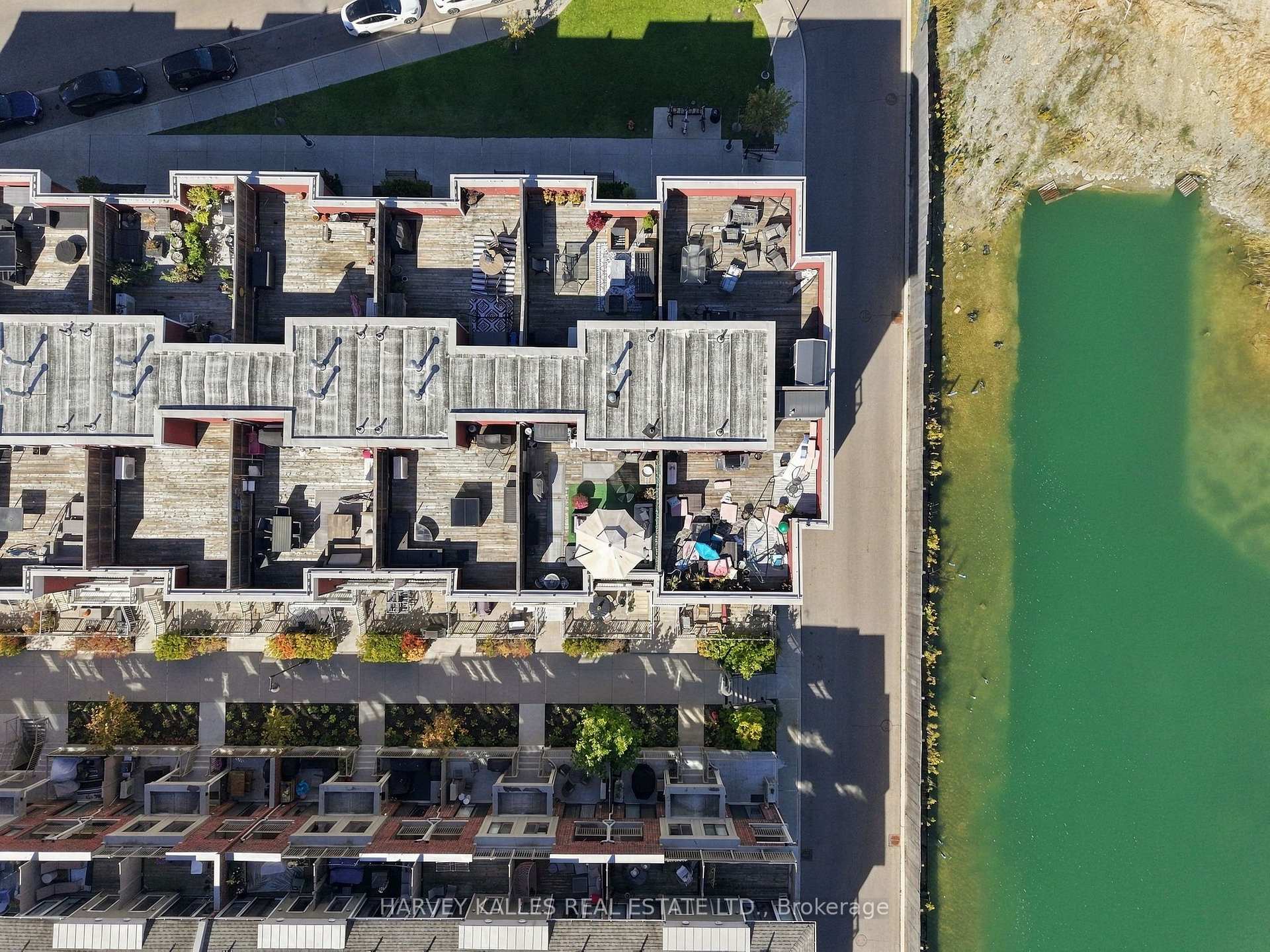 Photo 3 of Unit 22, 145 Long Branch Avenue, Etobicoke, Long Branch — HOMEH