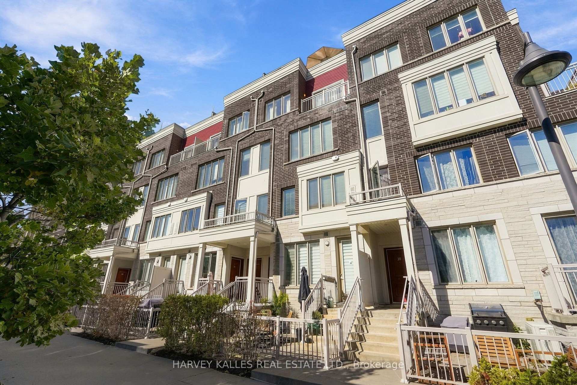 Photo 6 of Unit 22, 145 Long Branch Avenue, Etobicoke, Long Branch — HOMEH