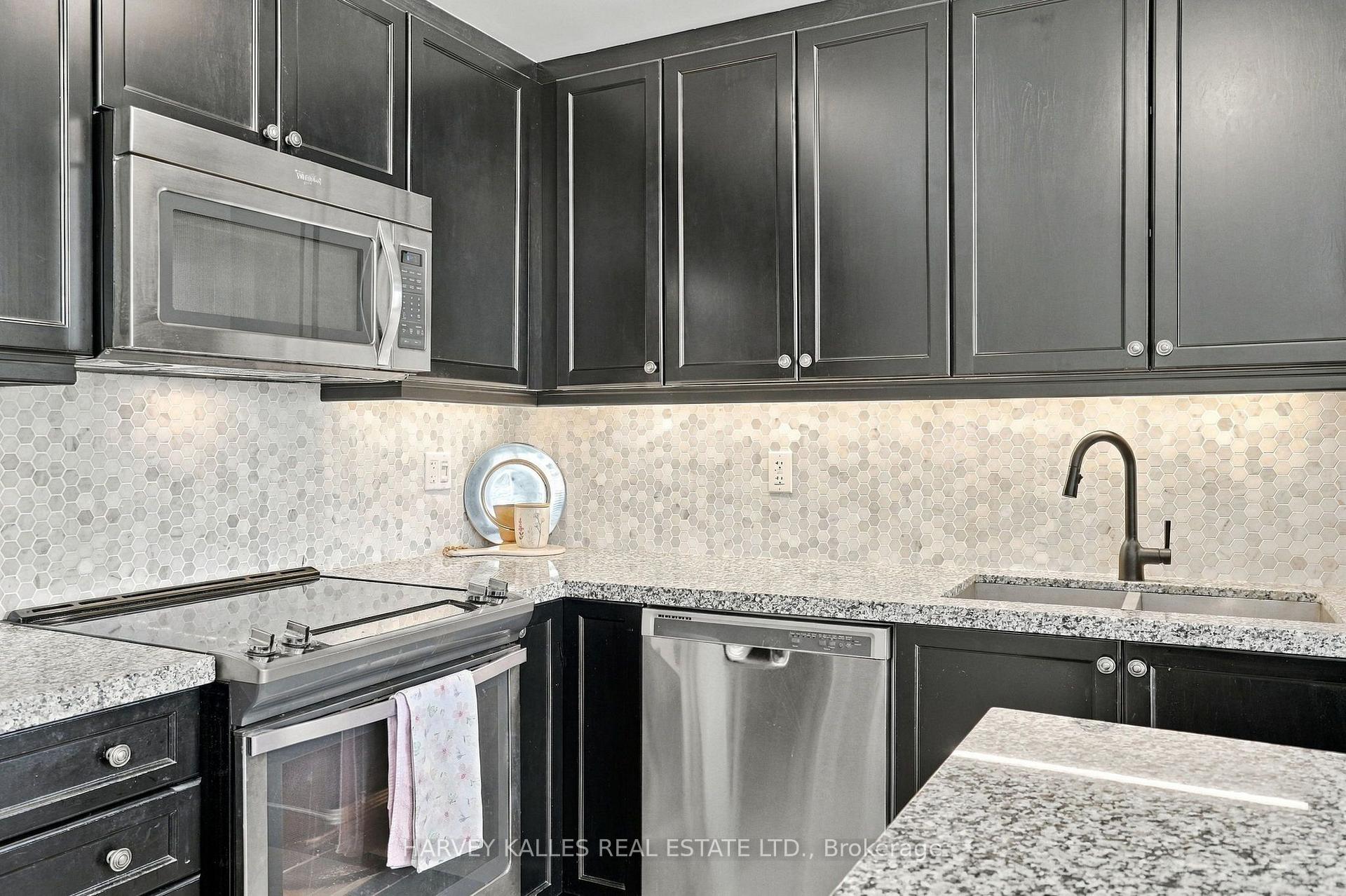 Photo 12 of Unit 22, 145 Long Branch Avenue, Etobicoke, Long Branch — HOMEH