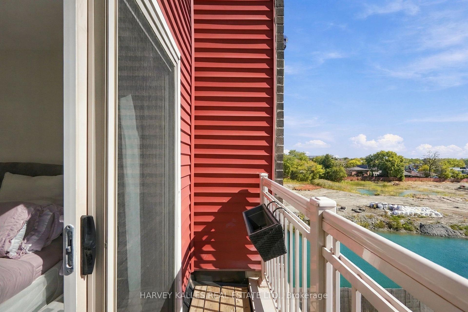 Photo 37 of Unit 22, 145 Long Branch Avenue, Etobicoke, Long Branch — HOMEH