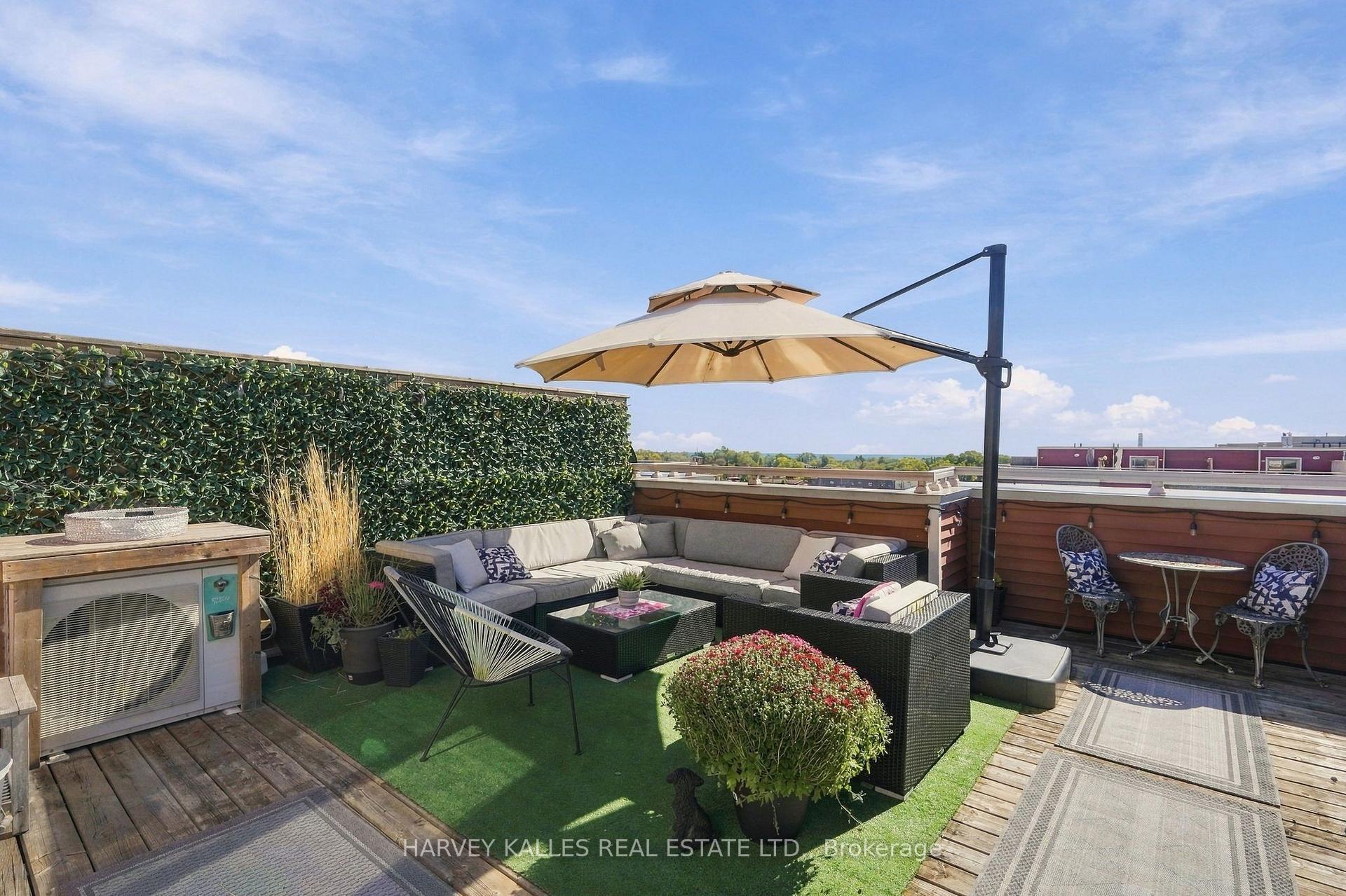Photo 49 of Unit 22, 145 Long Branch Avenue, Etobicoke, Long Branch — HOMEH