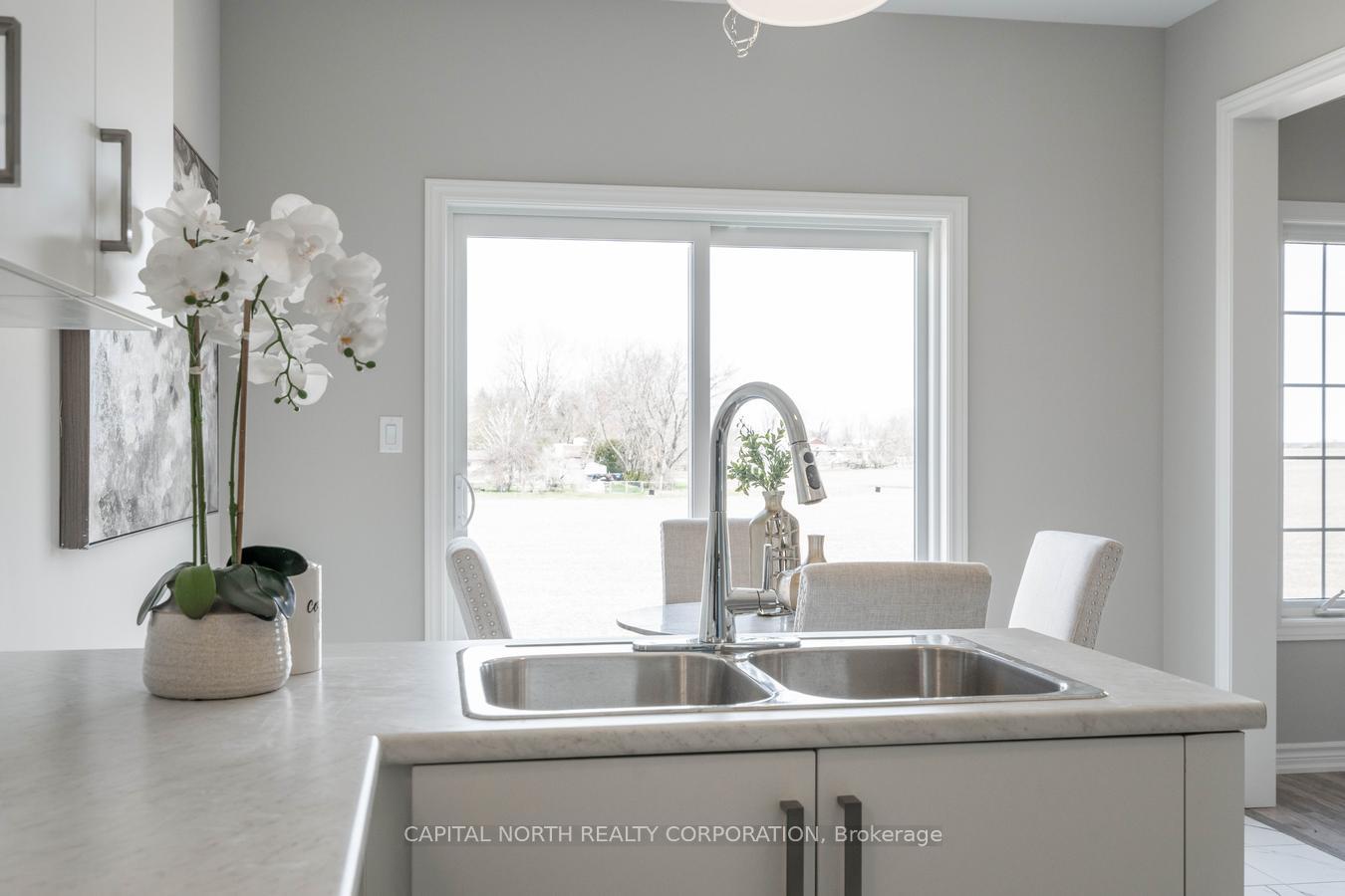 Photo 13 of 208 Prescott Drive, Clearview, Stayner — HOMEH