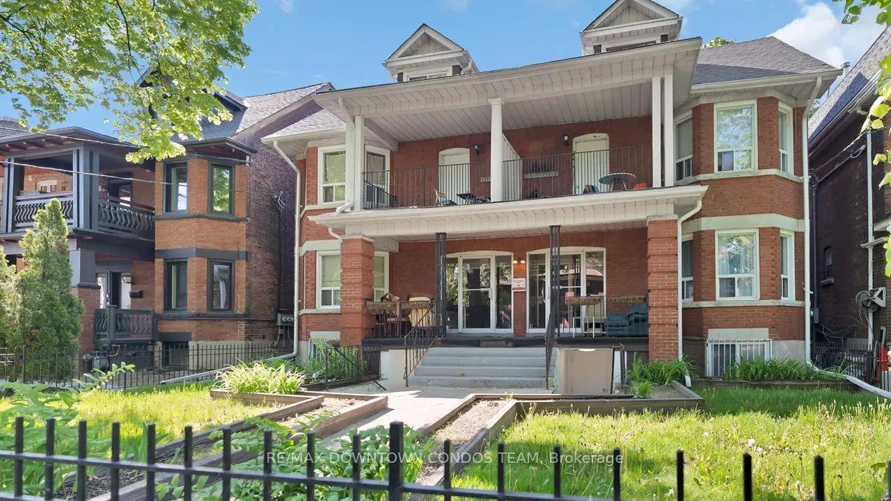 Photo 2 of Unit 203, 5 Thornburn Avenue, Toronto, South Parkdale — HOMEH