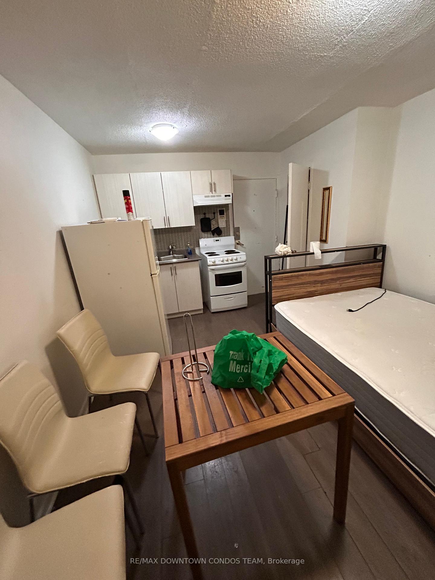 Photo 9 of Unit 203, 5 Thornburn Avenue, Toronto, South Parkdale — HOMEH