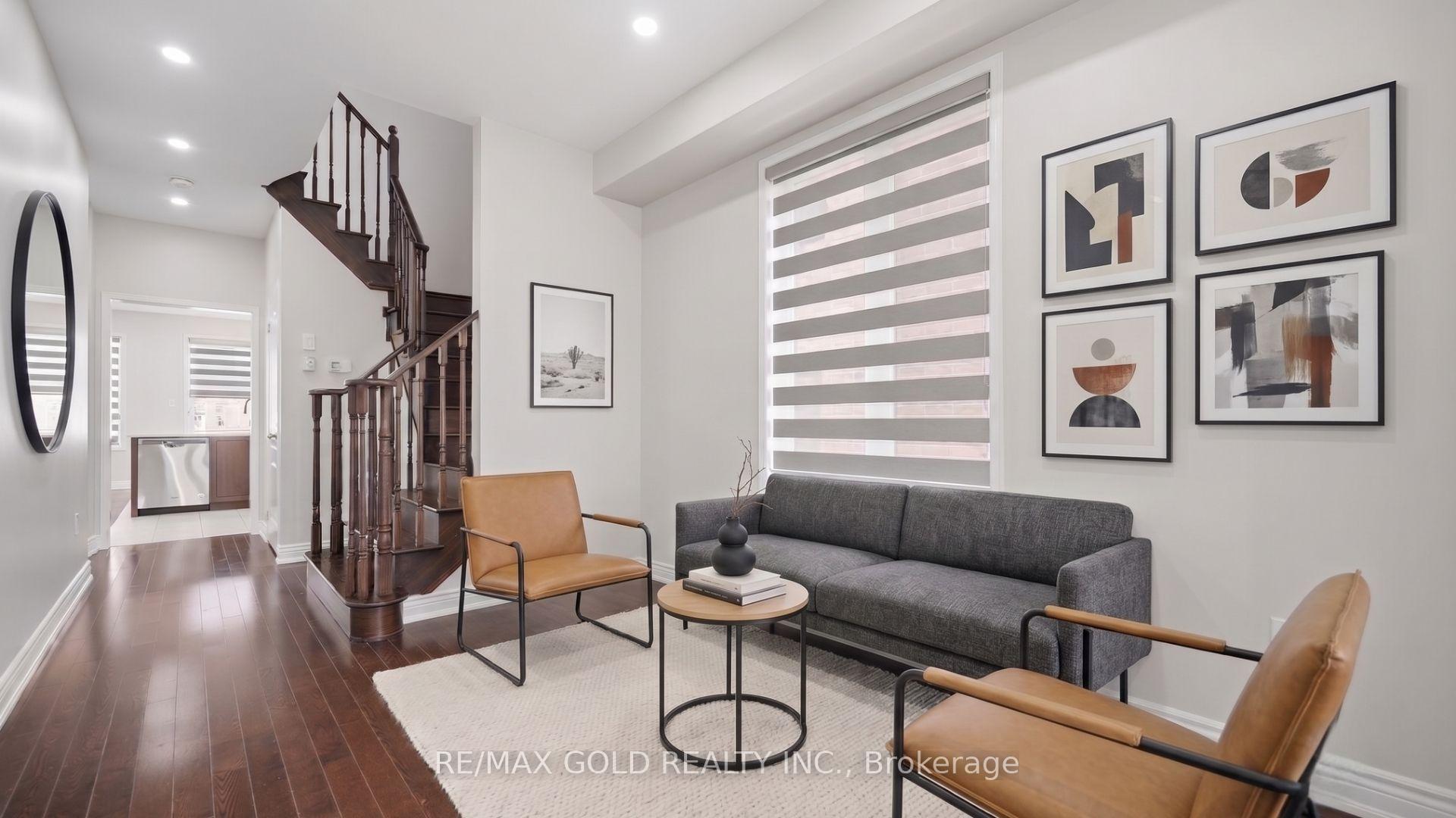 Photo 10 of 55 Loftsmoor Drive, Brampton, Sandringham-Wellington — HOMEH