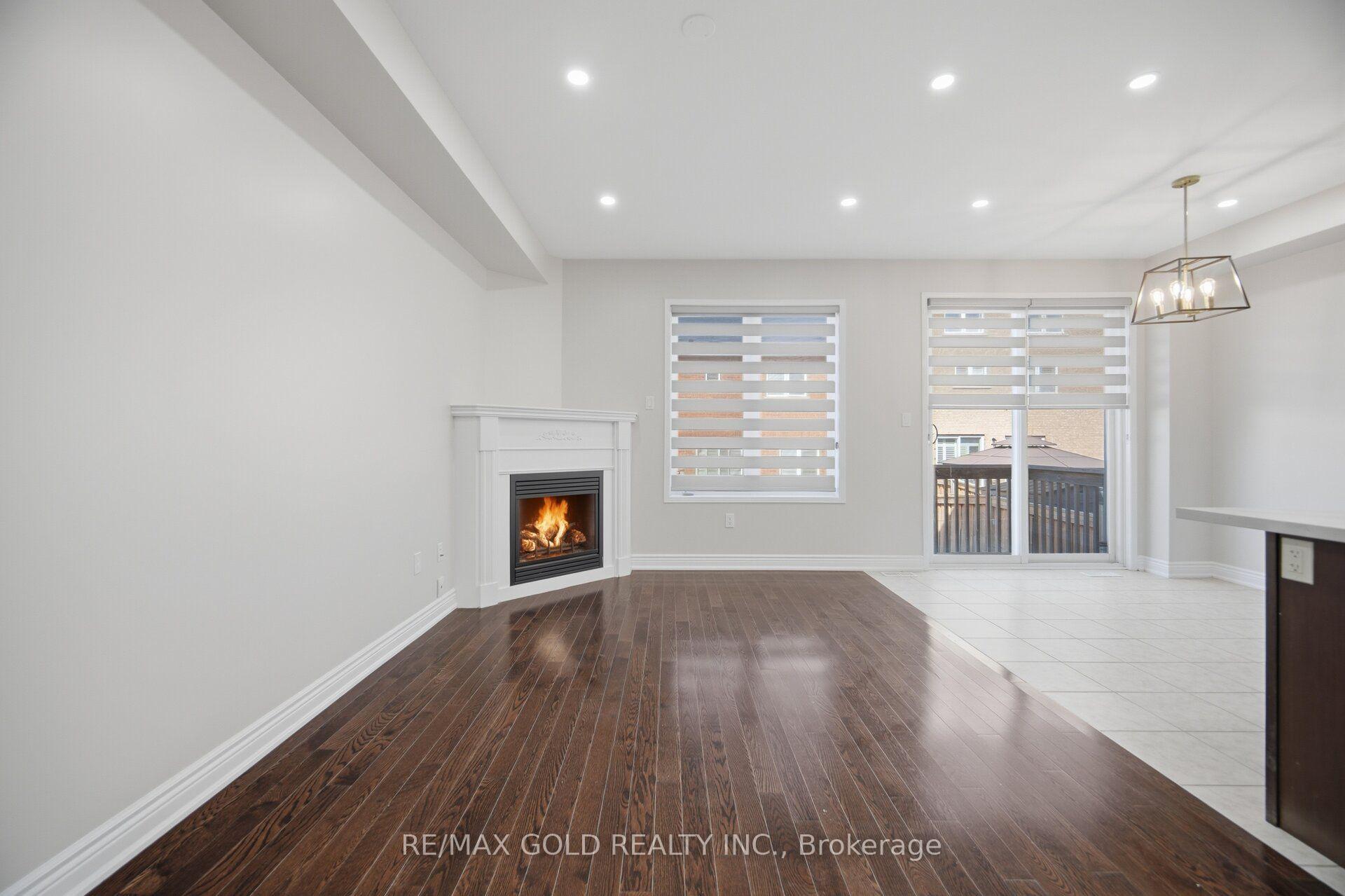 Photo 16 of 55 Loftsmoor Drive, Brampton, Sandringham-Wellington — HOMEH