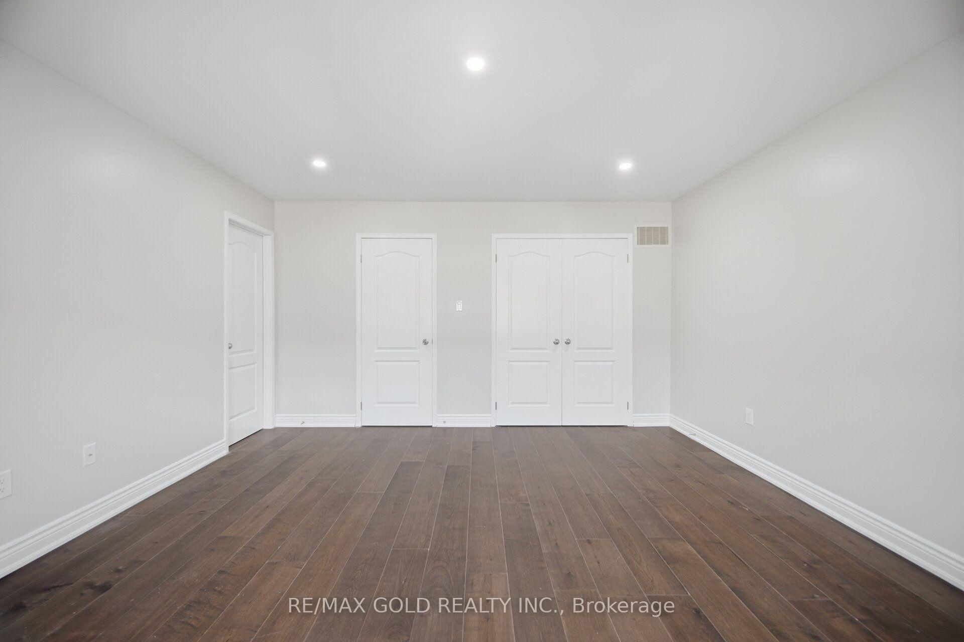 Photo 30 of 55 Loftsmoor Drive, Brampton, Sandringham-Wellington — HOMEH