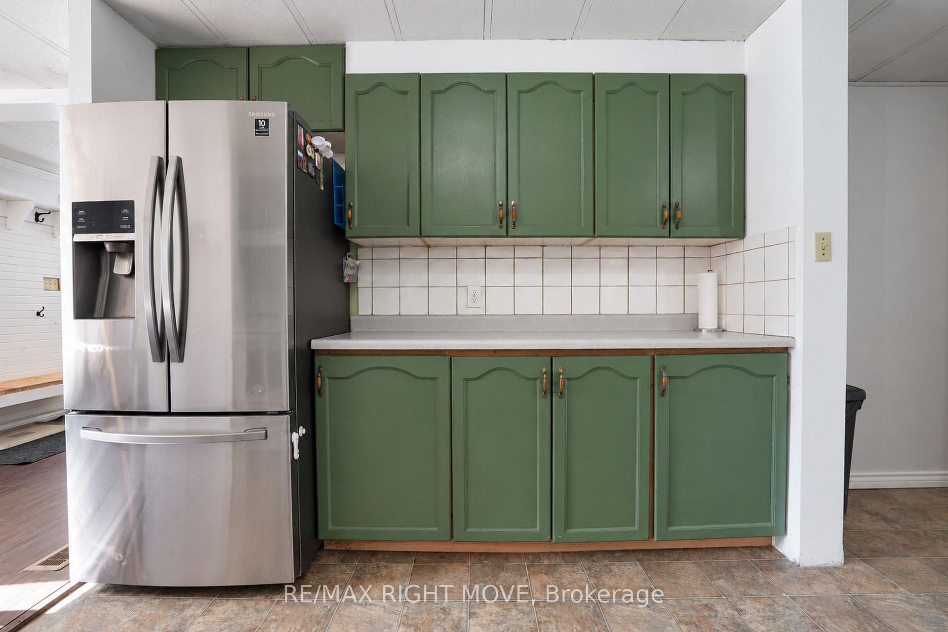 Photo 4 of 1108 Monck Road, Ramara, Rural Ramara — HOMEH