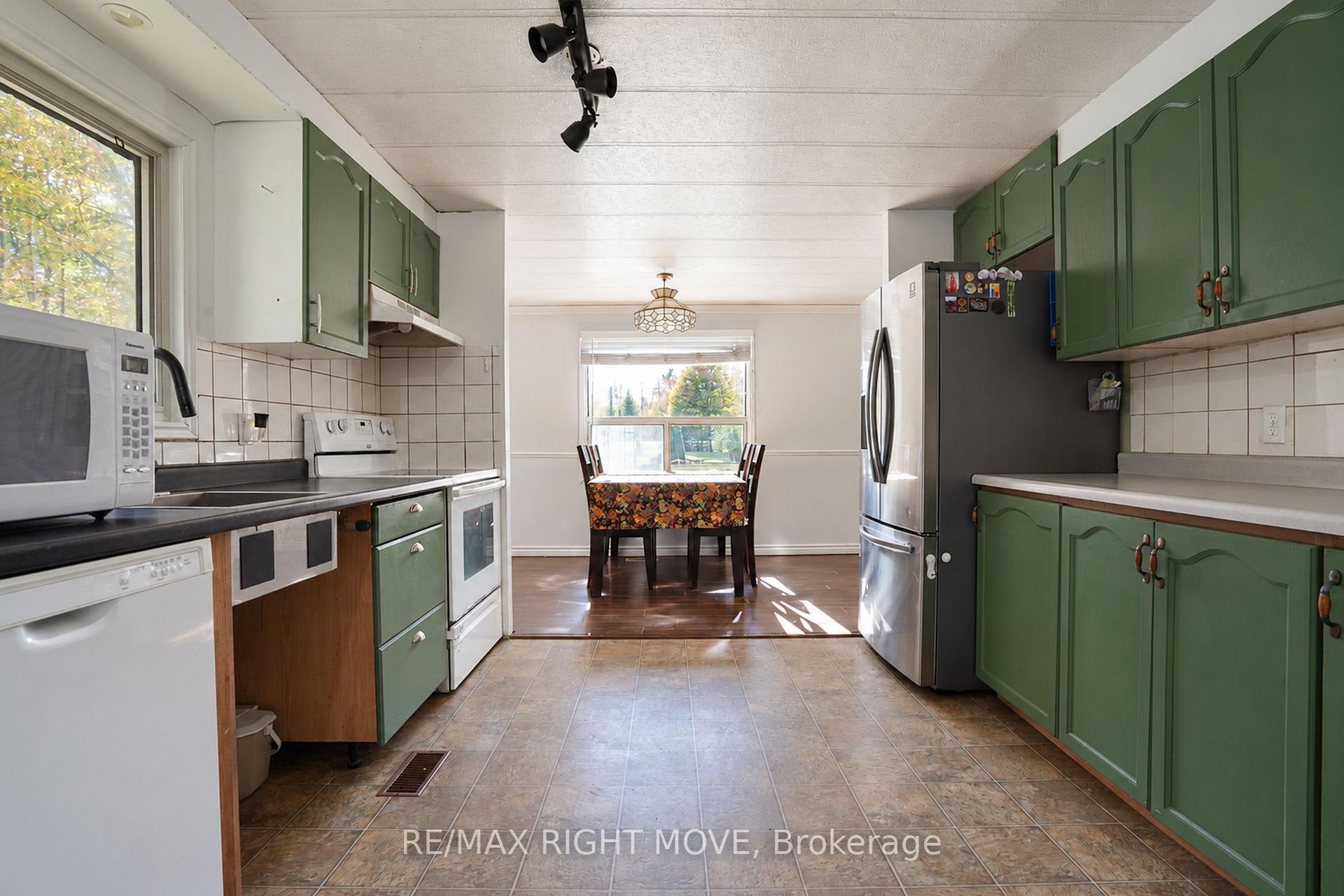 Photo 9 of 1108 Monck Road, Ramara, Rural Ramara — HOMEH