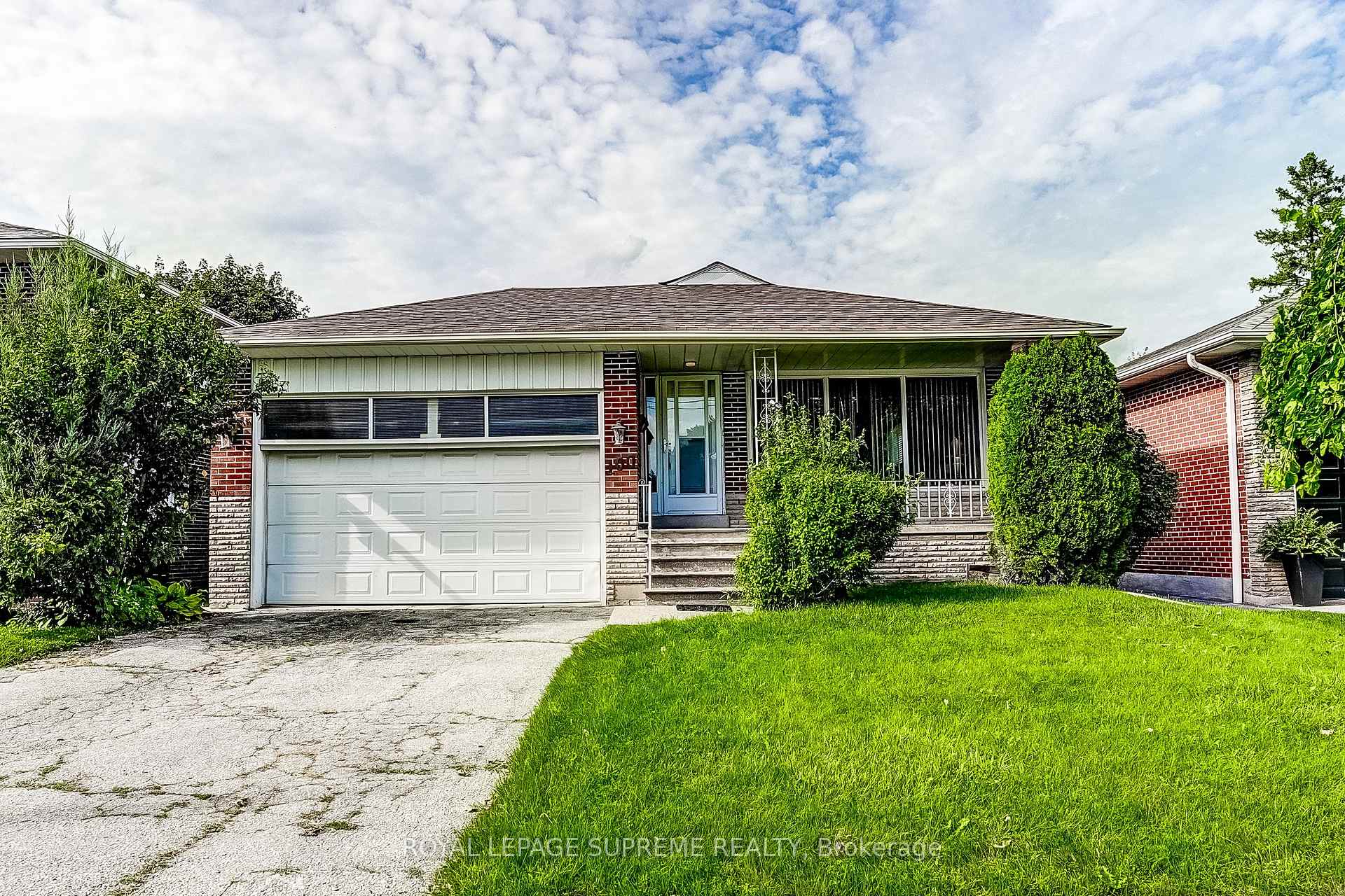 Photo of 100 Summitcrest Drive