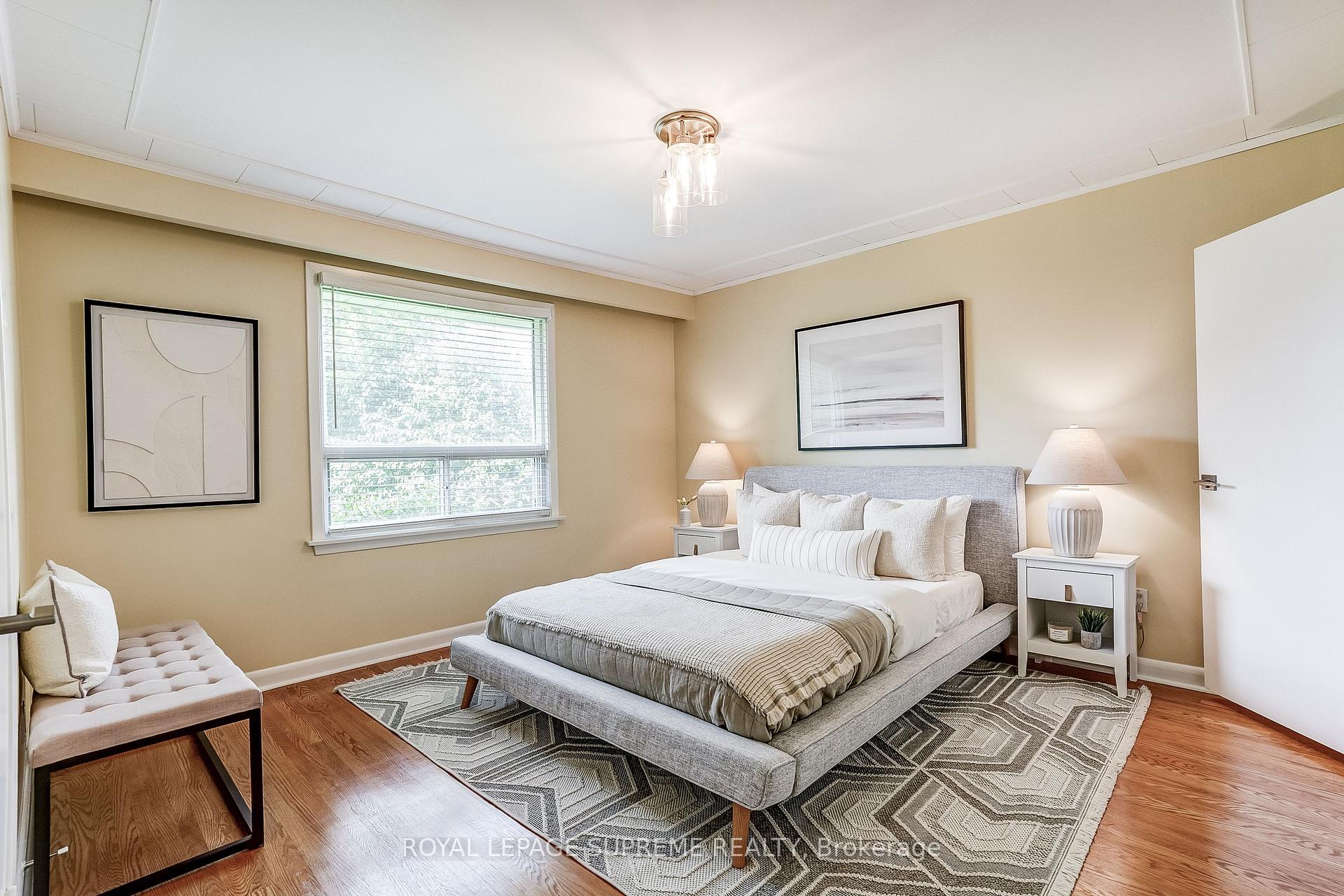 Photo 22 of 100 Summitcrest Drive, Etobicoke, Willowridge-Martingrove-Richview — HOMEH
