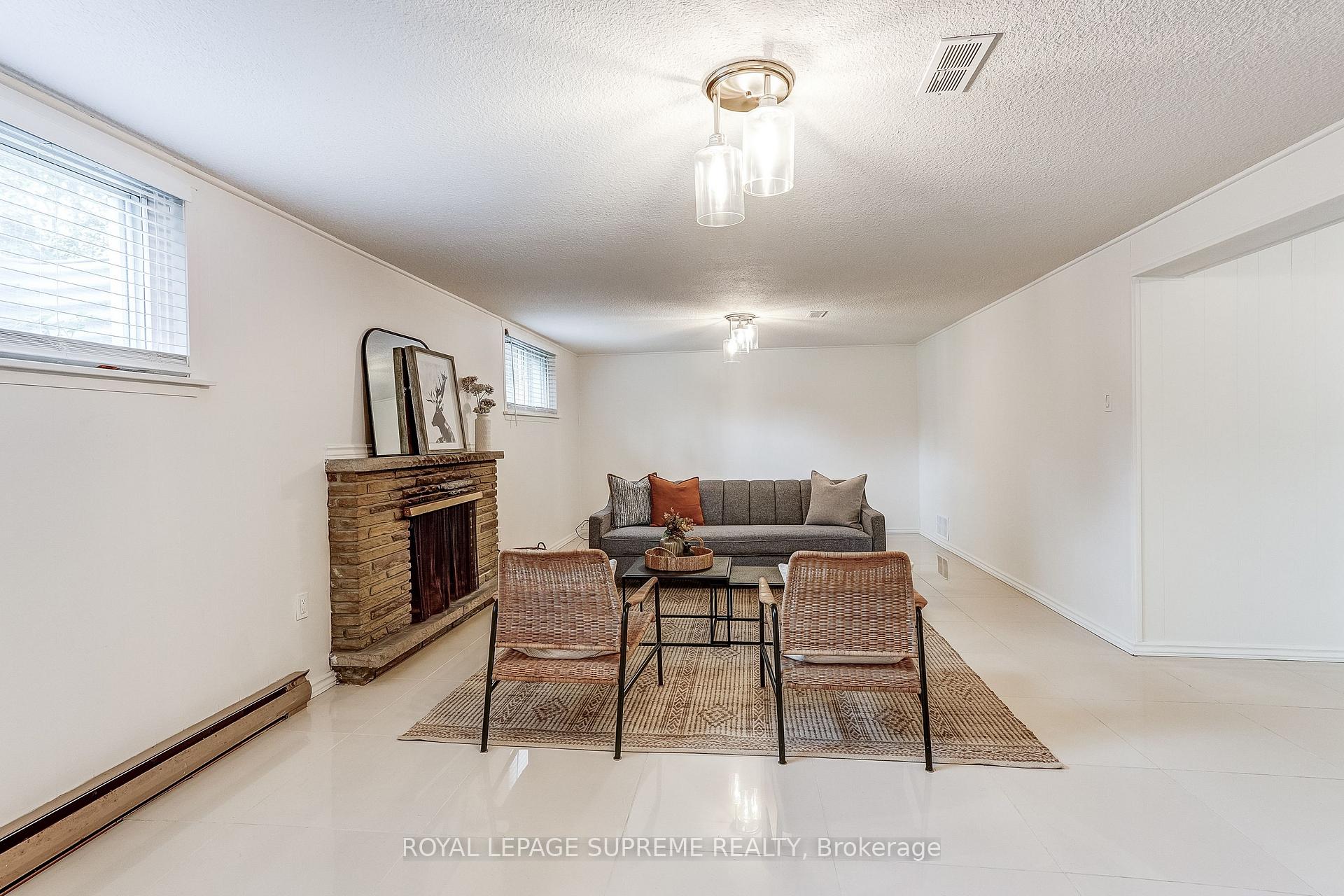 Photo 40 of 100 Summitcrest Drive, Etobicoke, Willowridge-Martingrove-Richview — HOMEH