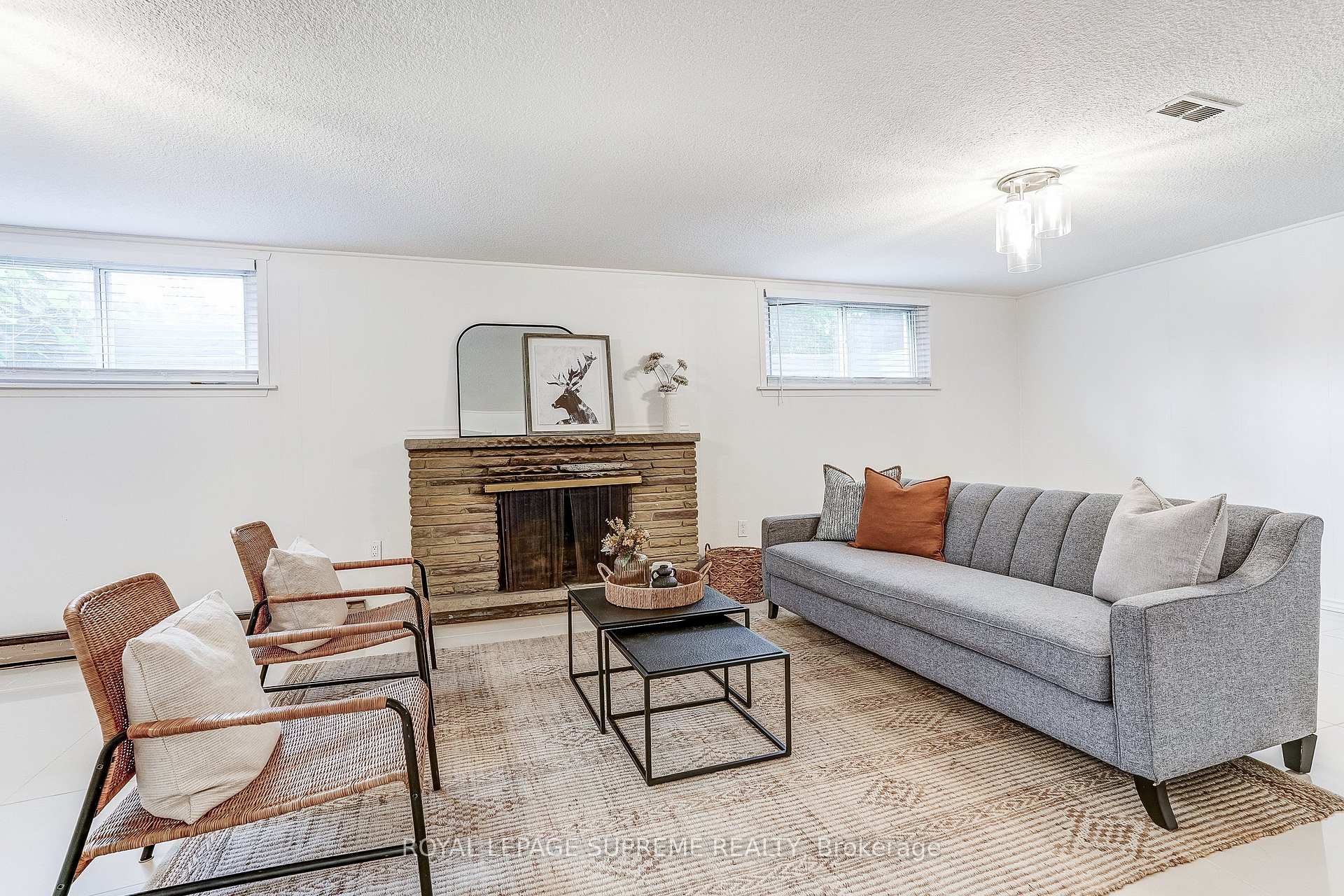 Photo 43 of 100 Summitcrest Drive, Etobicoke, Willowridge-Martingrove-Richview — HOMEH