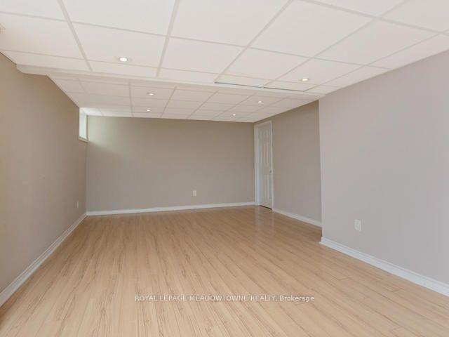 Photo 7 of Unit Lower, 960 Philbrook Drive, Milton, Coates — HOMEH