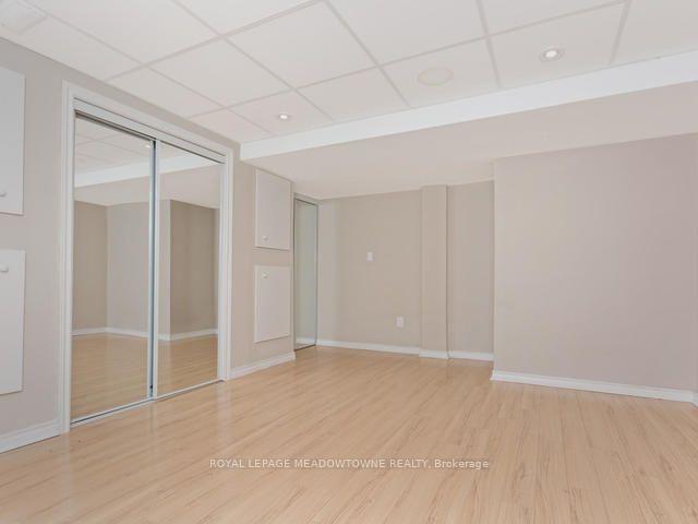 Photo 9 of Unit Lower, 960 Philbrook Drive, Milton, Coates — HOMEH