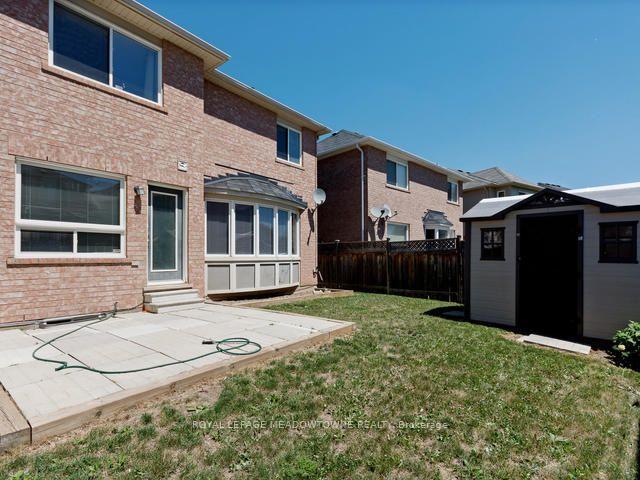 Photo 13 of Unit Lower, 960 Philbrook Drive, Milton, Coates — HOMEH