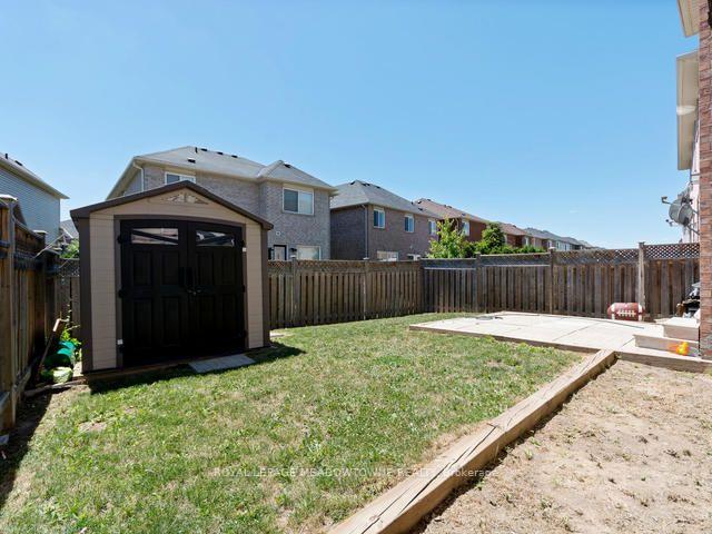 Photo 15 of Unit Lower, 960 Philbrook Drive, Milton, Coates — HOMEH
