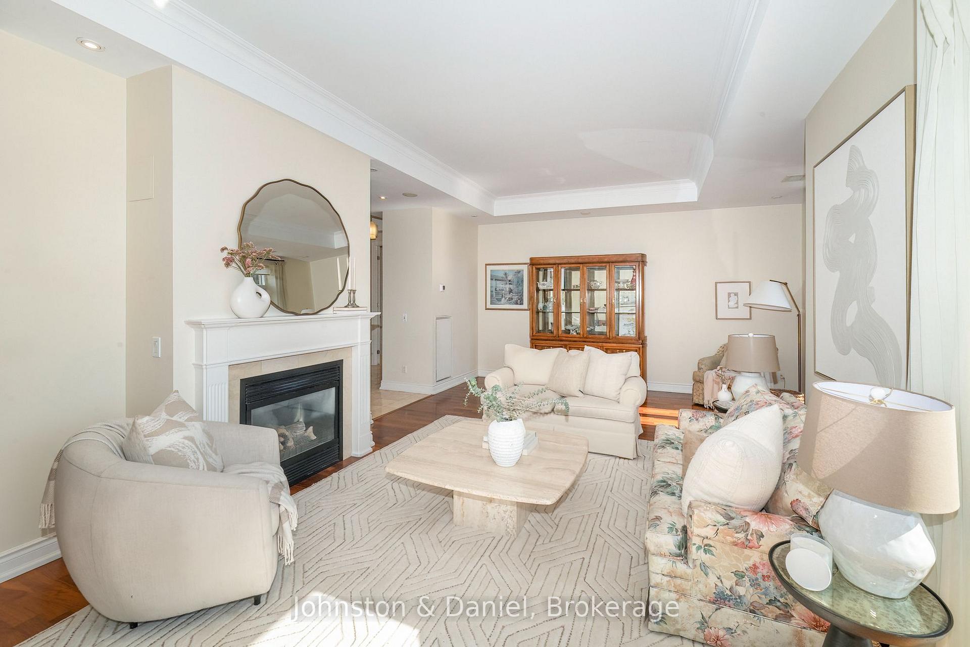 Photo 7 of Unit 1105, 48 St Clair Avenue W, Toronto, Yonge-St. Clair — HOMEH