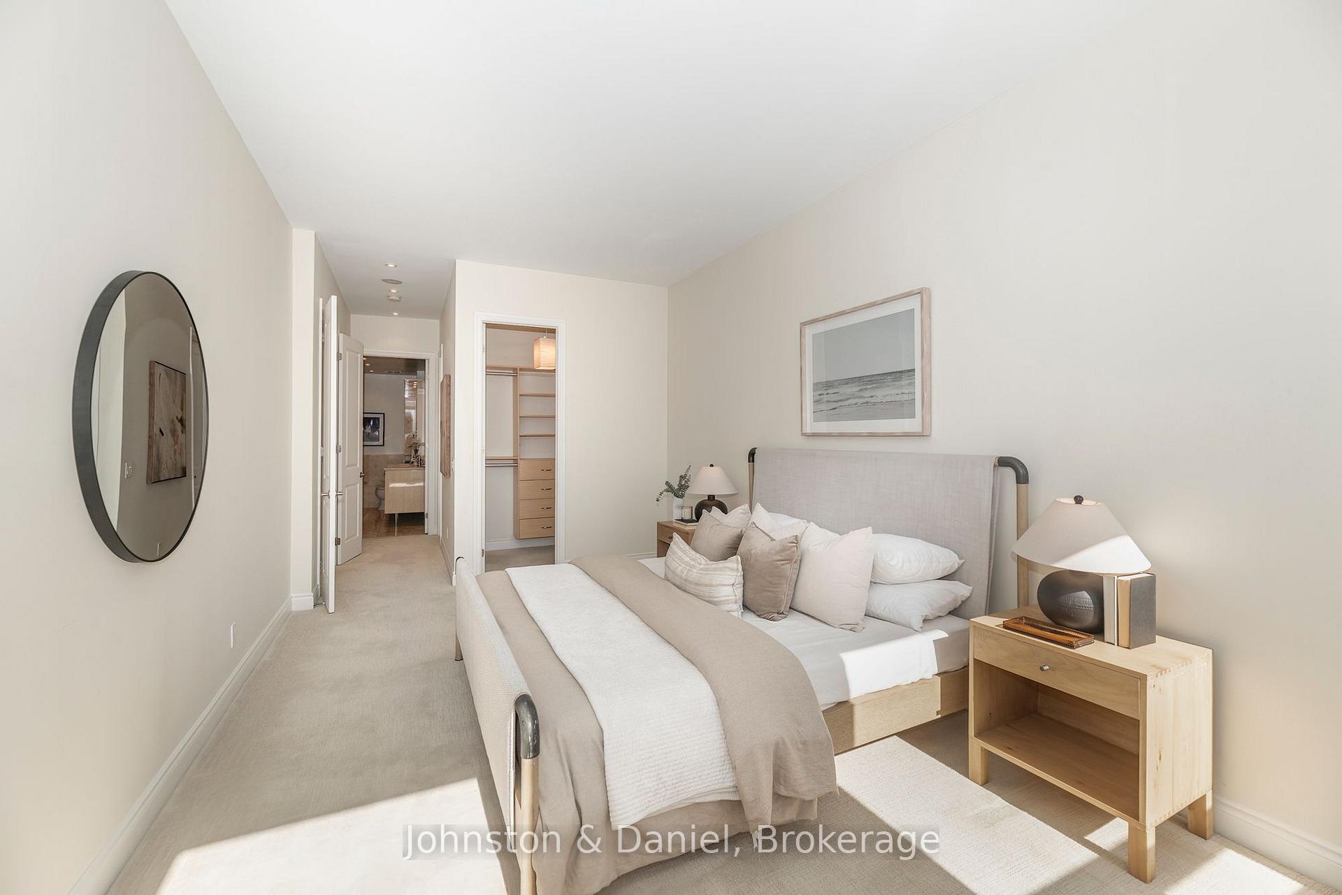 Photo 16 of Unit 1105, 48 St Clair Avenue W, Toronto, Yonge-St. Clair — HOMEH