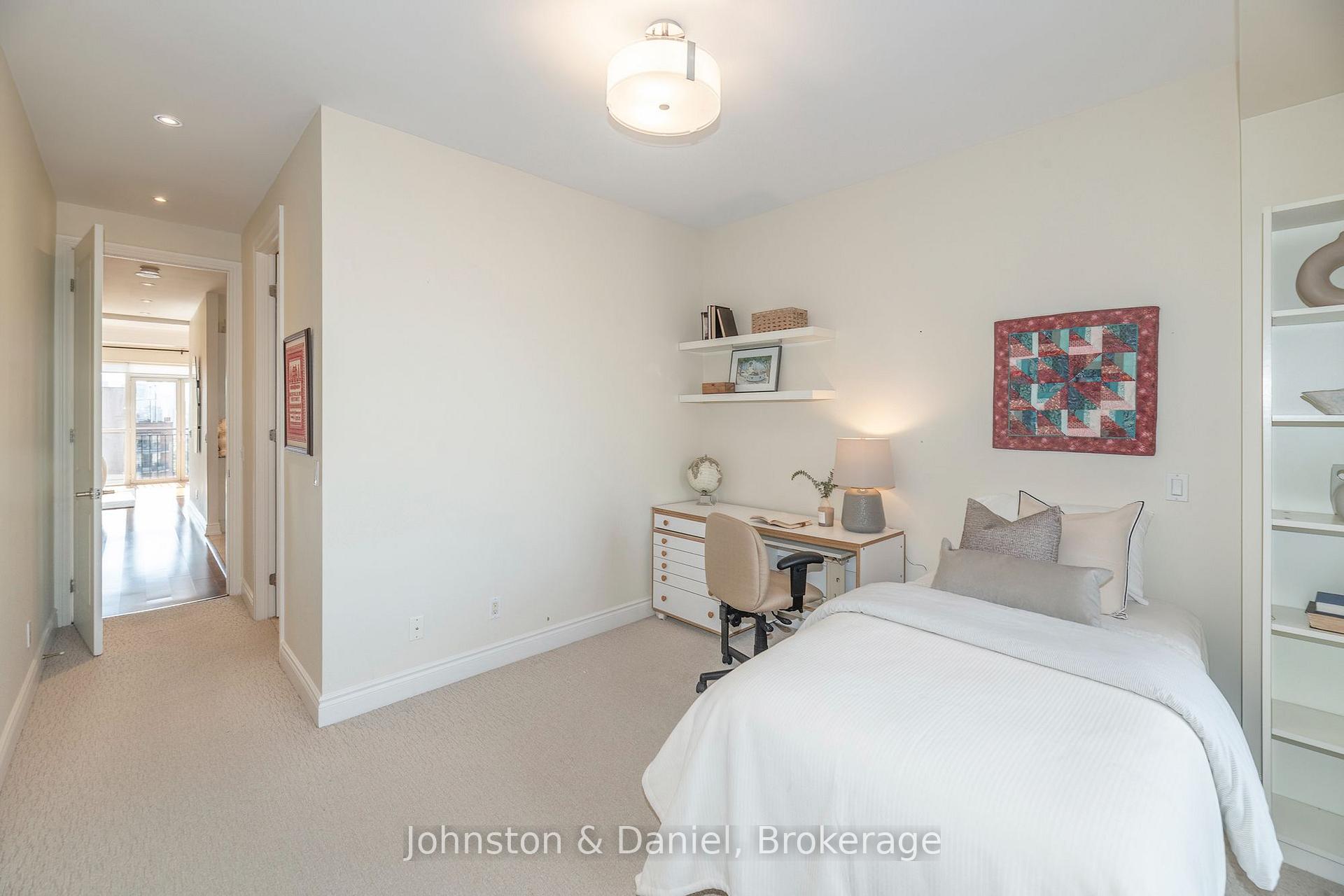 Photo 19 of Unit 1105, 48 St Clair Avenue W, Toronto, Yonge-St. Clair — HOMEH