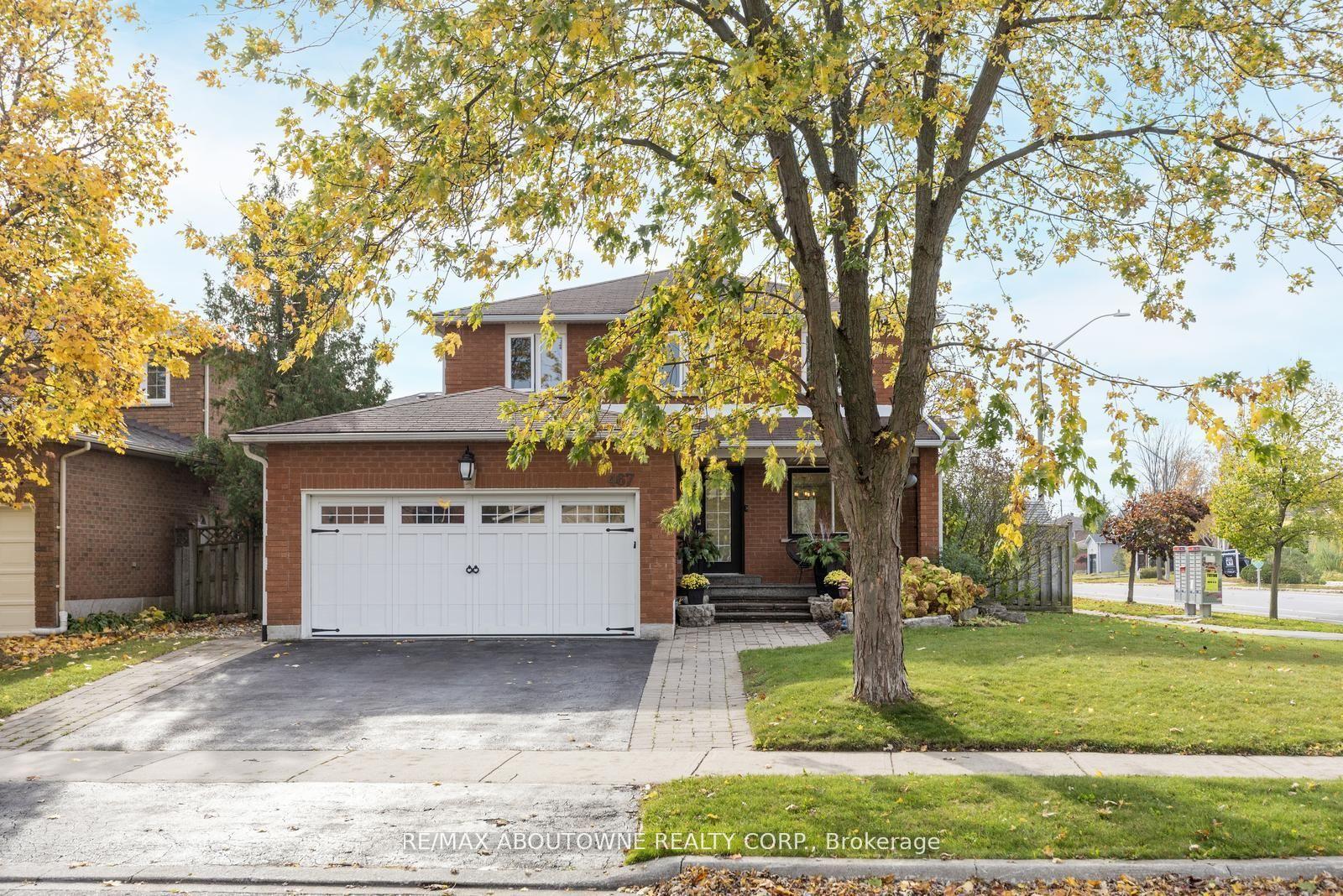 Photo of 467 Hedgerow Lane
