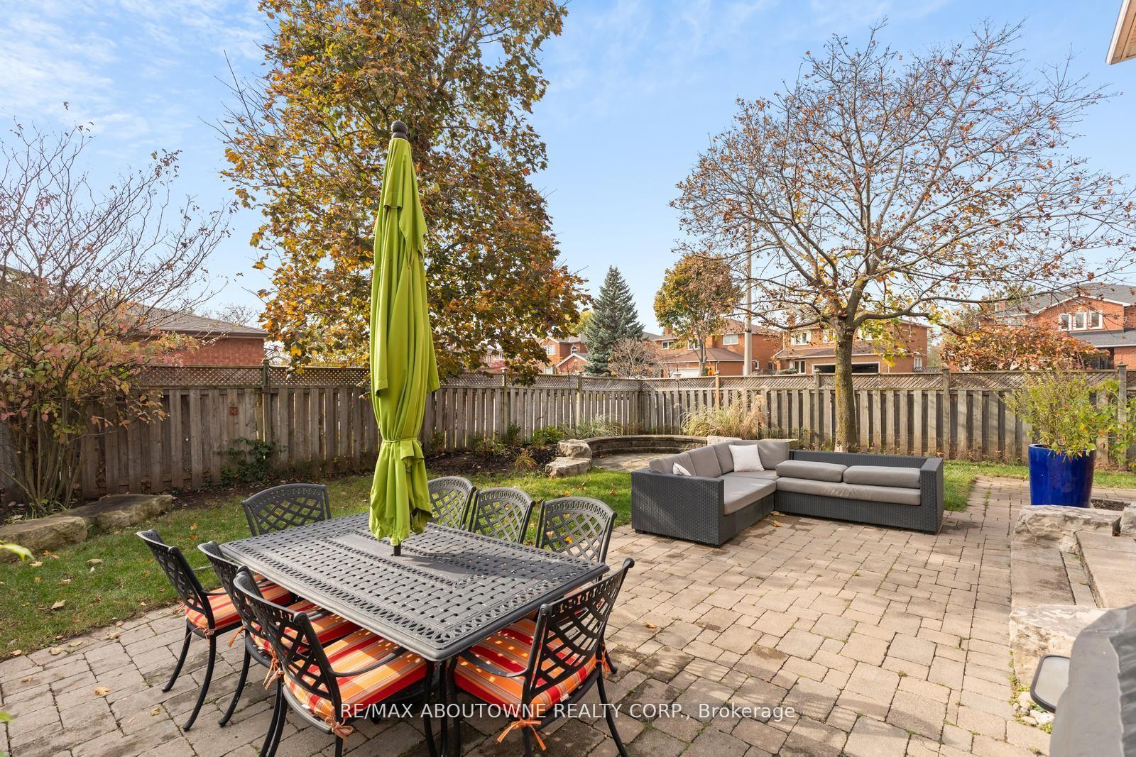 Photo 33 of 467 Hedgerow Lane, Oakville, Wedgewood Creek — HOMEH