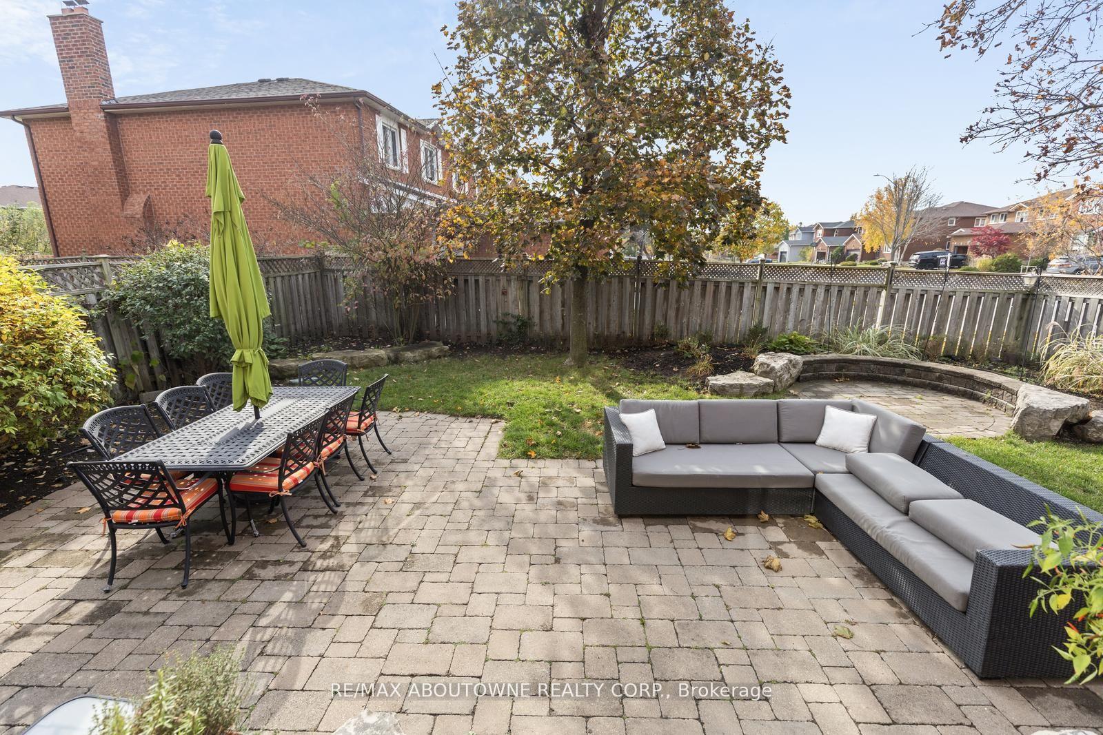 Photo 35 of 467 Hedgerow Lane, Oakville, Wedgewood Creek — HOMEH