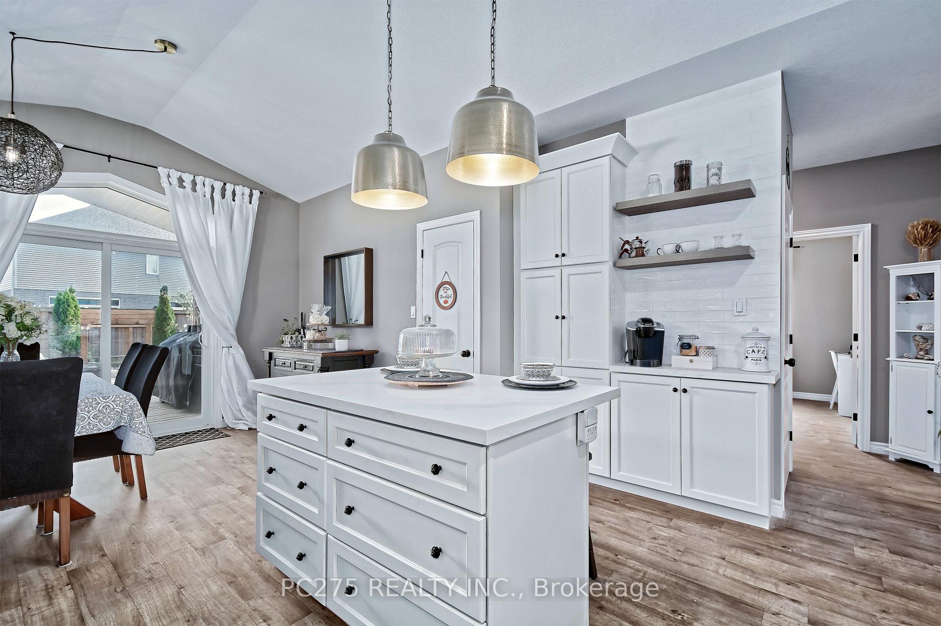 Photo 12 of 409 Beamish Street, Central Elgin, Port Stanley — HOMEH