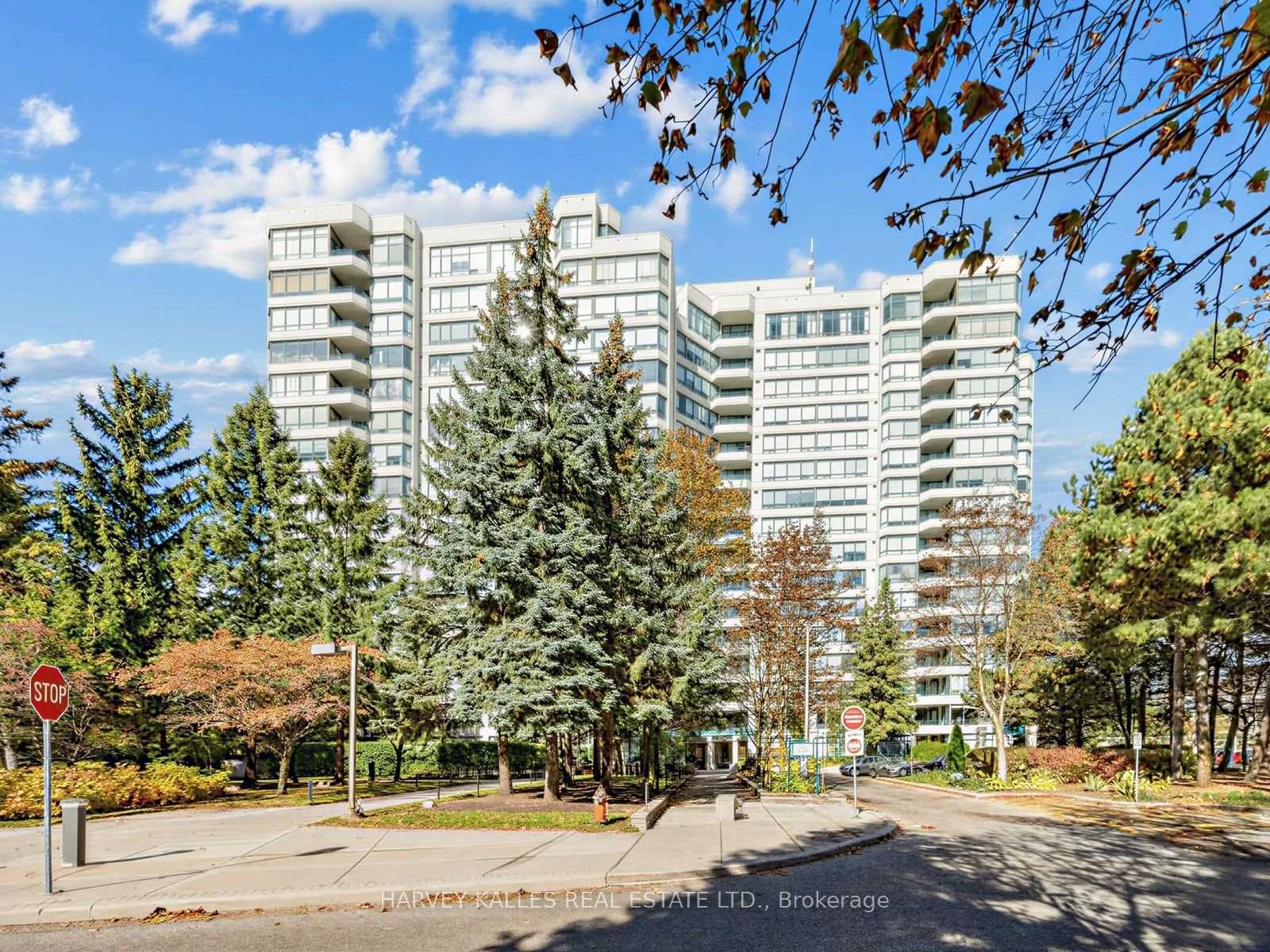 Photo of Unit 707, 120 Promenade Circle
