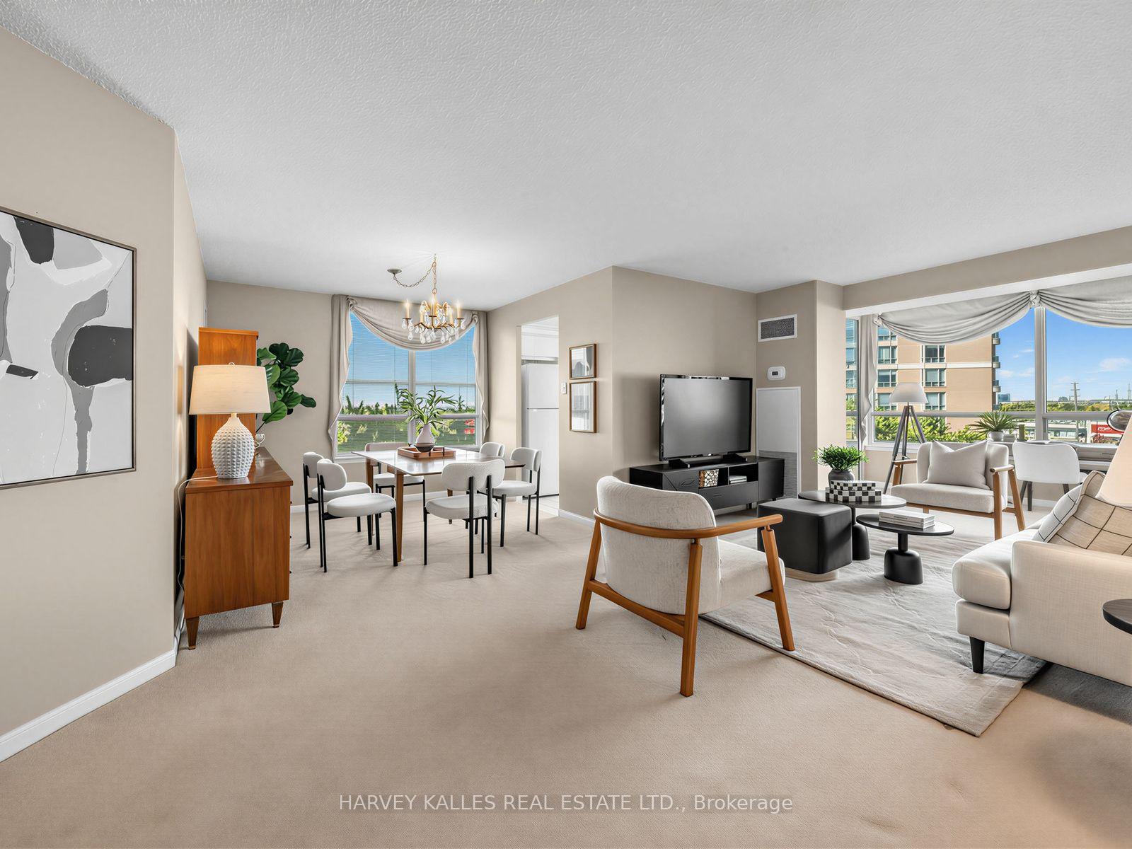 Photo 4 of Unit 707, 120 Promenade Circle, Vaughan, Brownridge — HOMEH