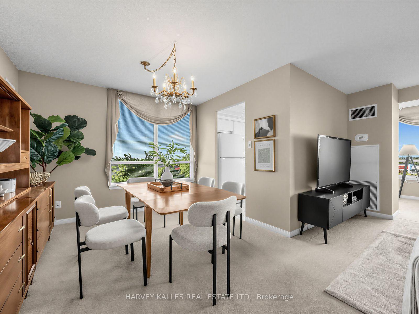 Photo 5 of Unit 707, 120 Promenade Circle, Vaughan, Brownridge — HOMEH