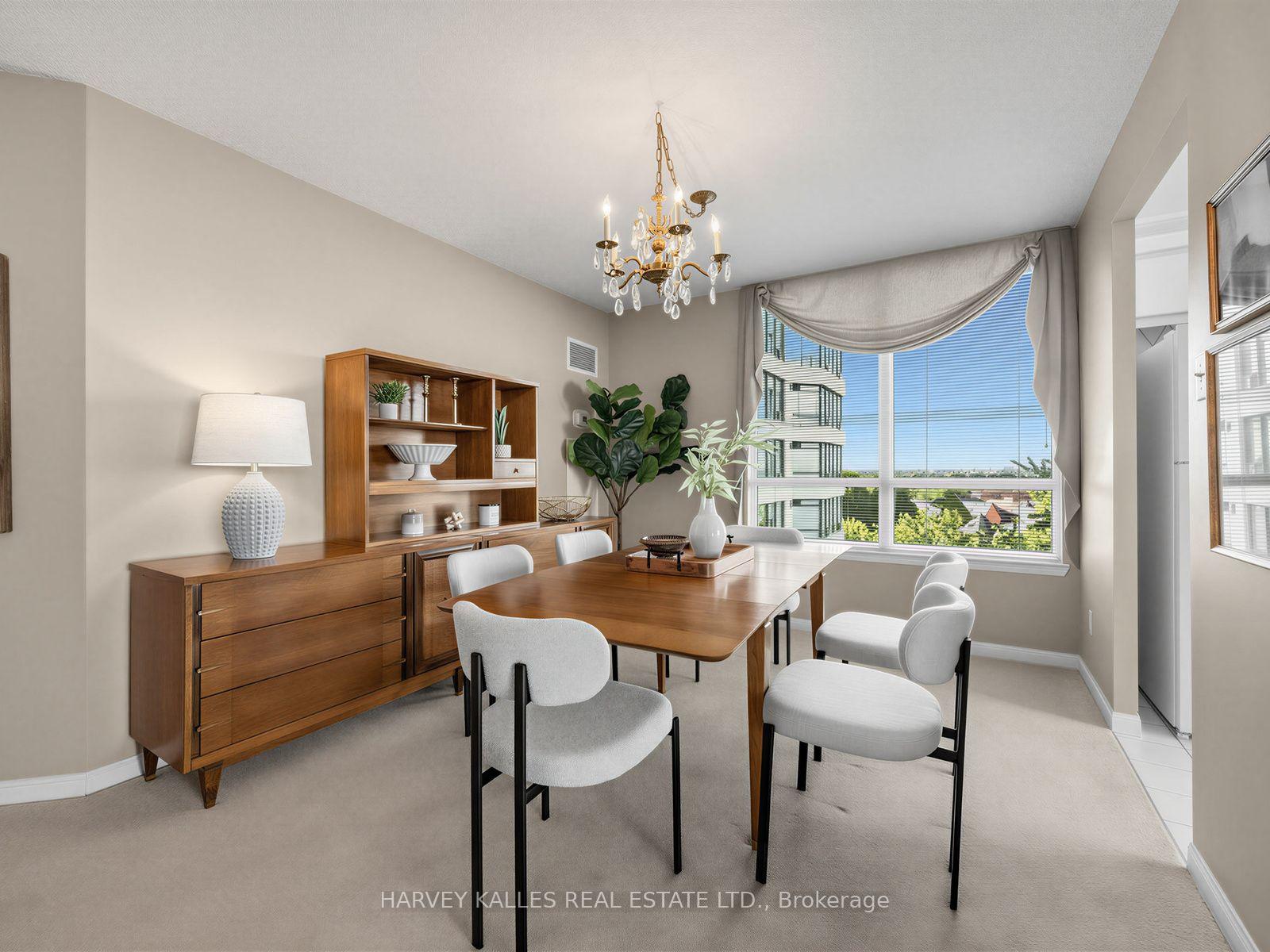 Photo 6 of Unit 707, 120 Promenade Circle, Vaughan, Brownridge — HOMEH