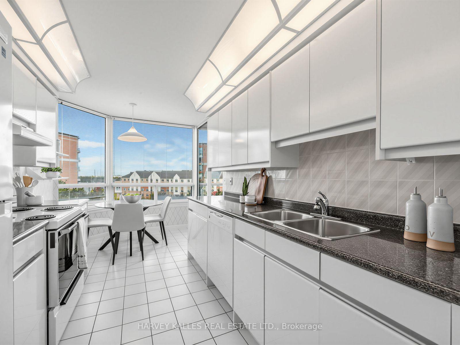 Photo 19 of Unit 707, 120 Promenade Circle, Vaughan, Brownridge — HOMEH