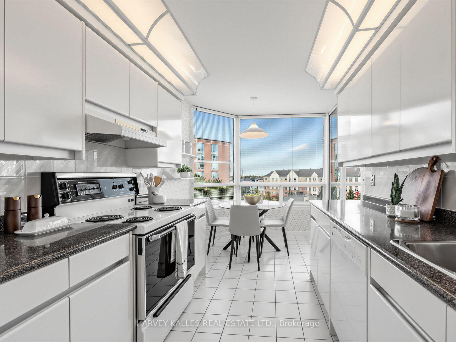 Photo 20 of Unit 707, 120 Promenade Circle, Vaughan, Brownridge — HOMEH