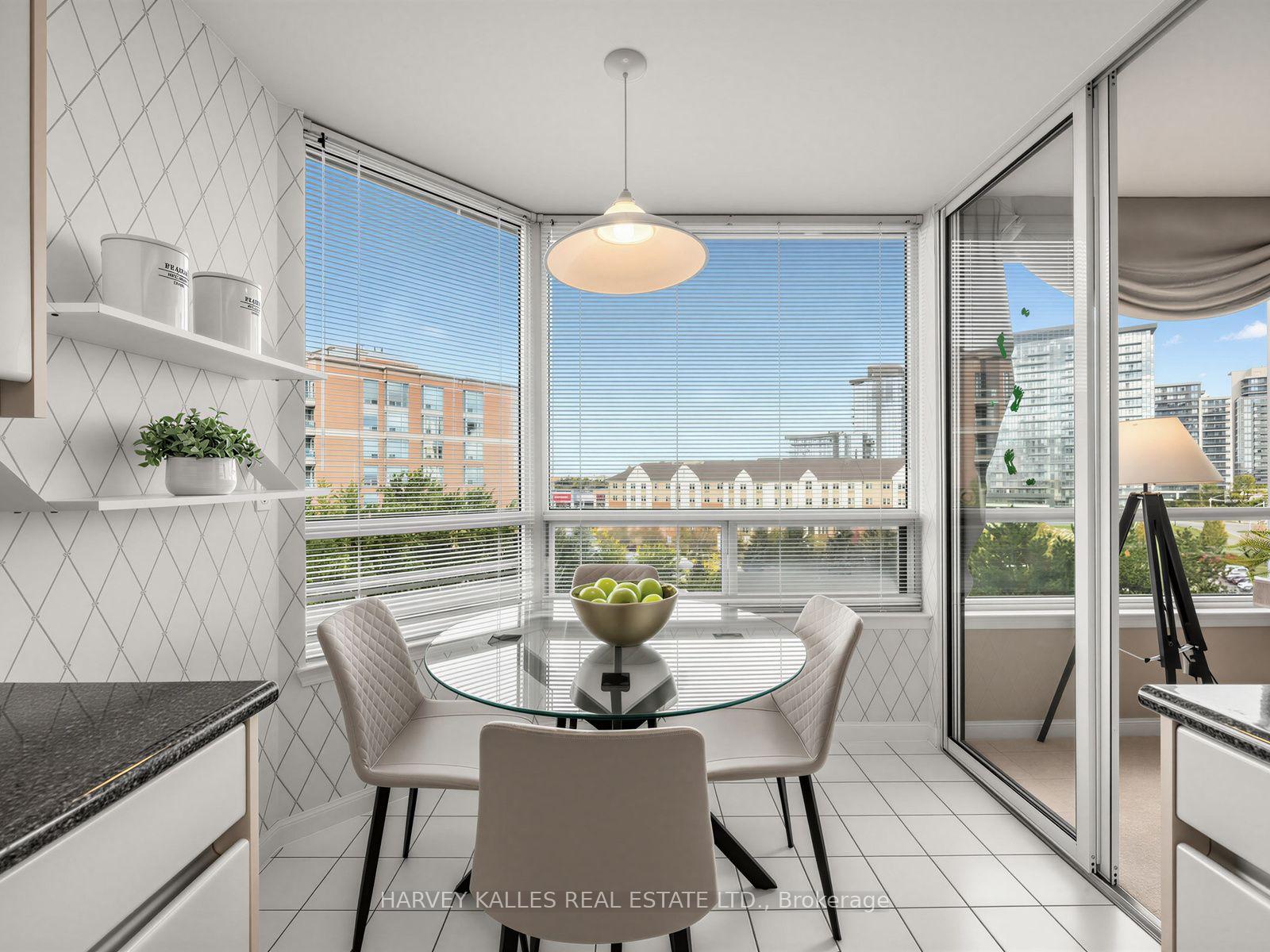 Photo 21 of Unit 707, 120 Promenade Circle, Vaughan, Brownridge — HOMEH