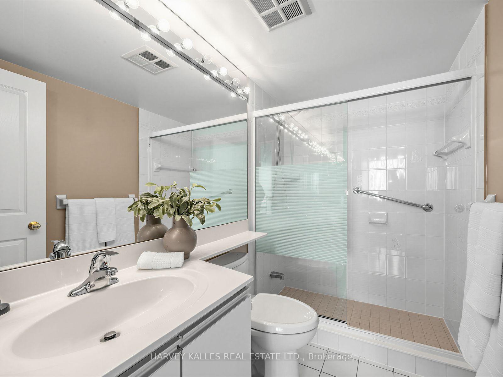 Photo 26 of Unit 707, 120 Promenade Circle, Vaughan, Brownridge — HOMEH