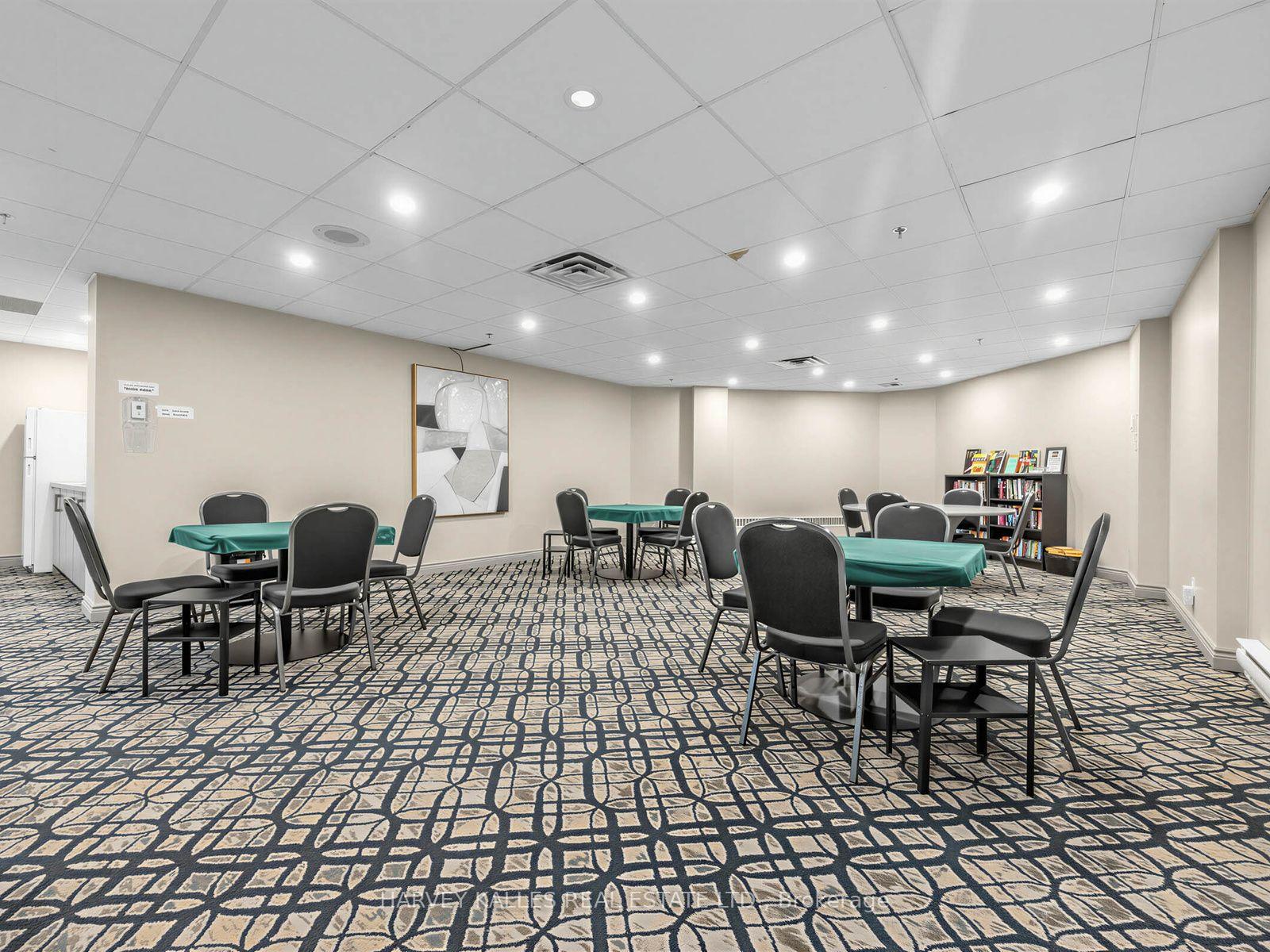 Photo 28 of Unit 707, 120 Promenade Circle, Vaughan, Brownridge — HOMEH