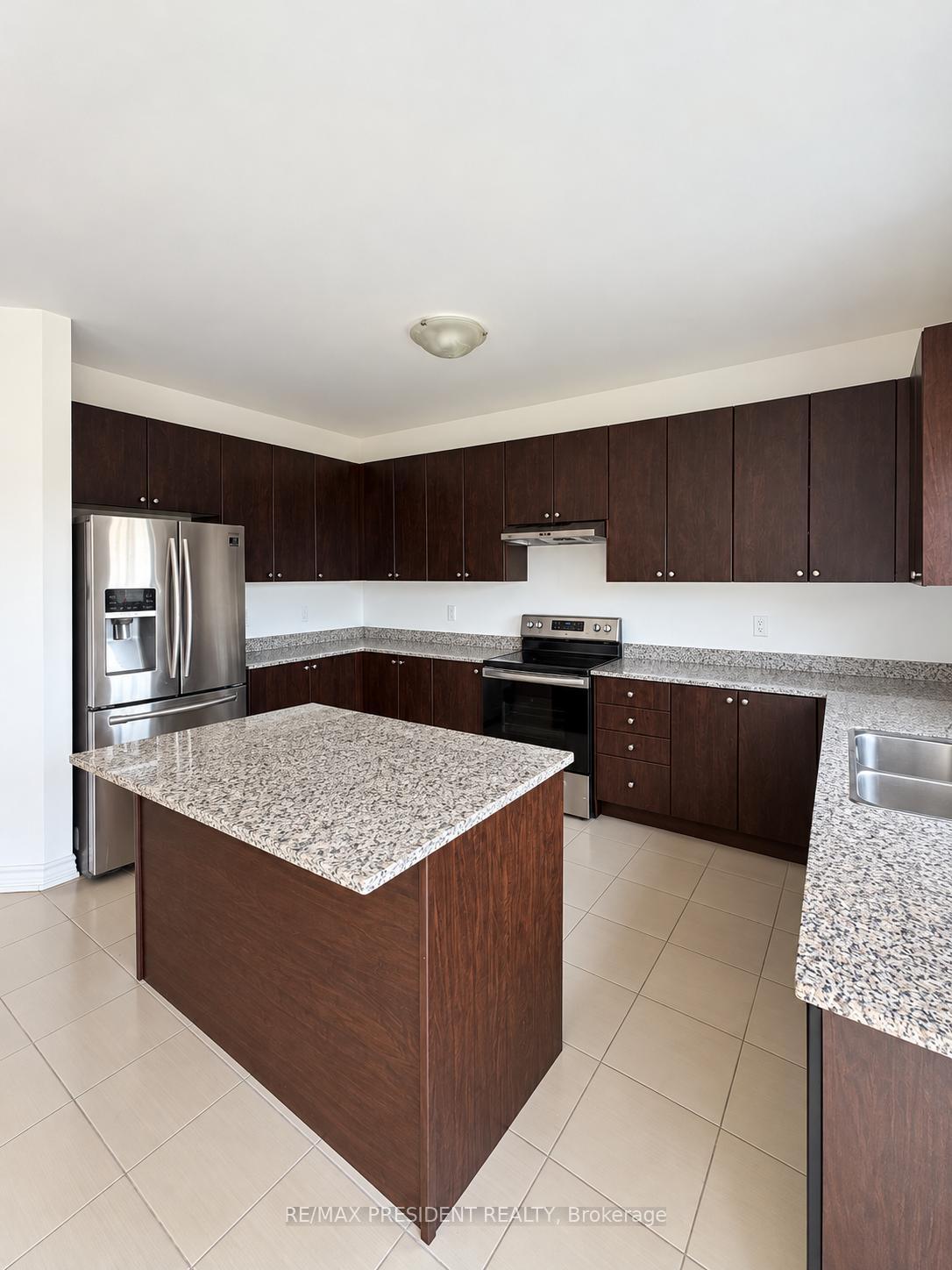 Photo 2 of 383 Russell Street, Southgate — HOMEH