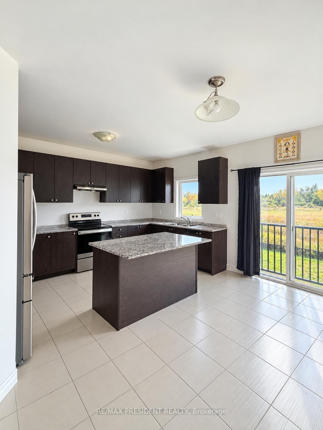 Photo 6 of 383 Russell Street, Southgate — HOMEH