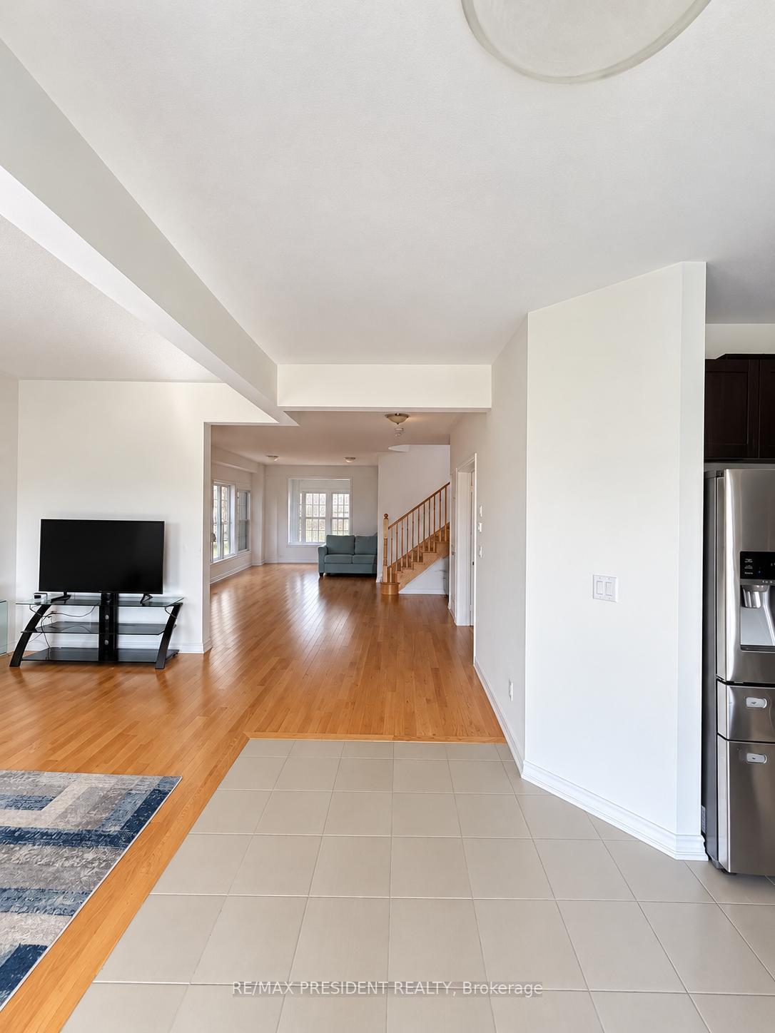 Photo 11 of 383 Russell Street, Southgate — HOMEH