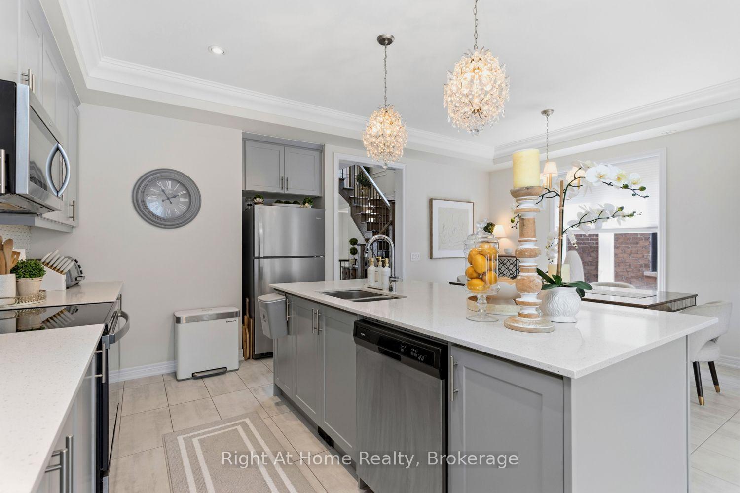 Photo 17 of 89 Elkington Crescent, Whitby, Rural Whitby — HOMEH
