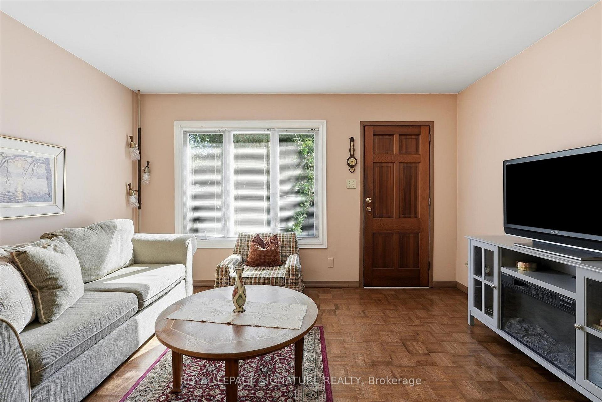 Photo 19 of 7 Geoffrey Street, Toronto, Roncesvalles — HOMEH