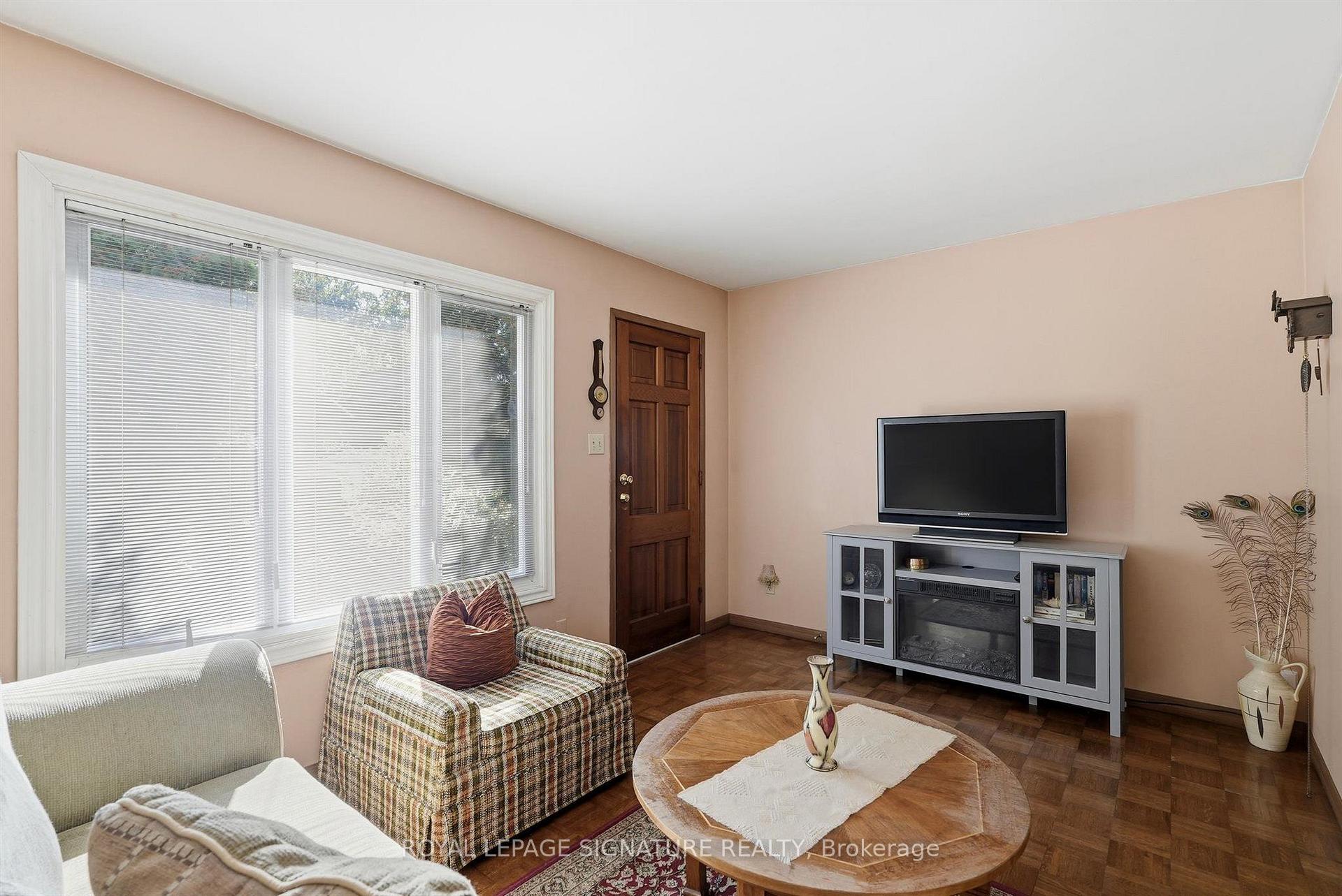 Photo 22 of 7 Geoffrey Street, Toronto, Roncesvalles — HOMEH