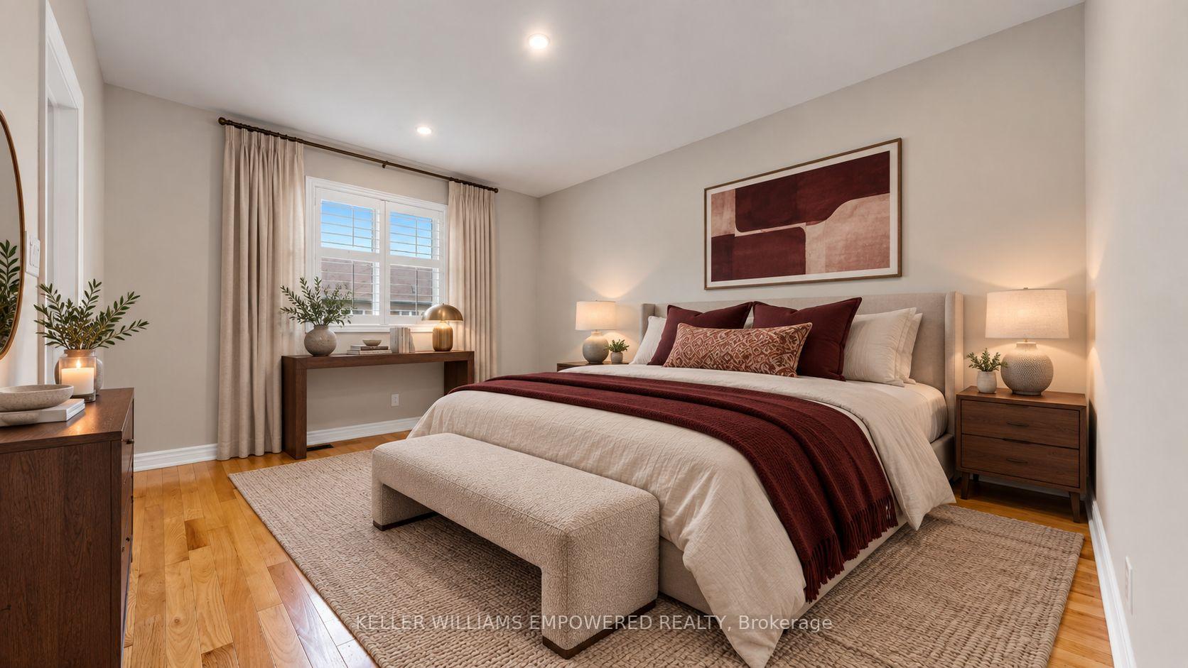 Photo 21 of 18 Don Rose Boulevard, East Gwillimbury, Mt Albert — HOMEH