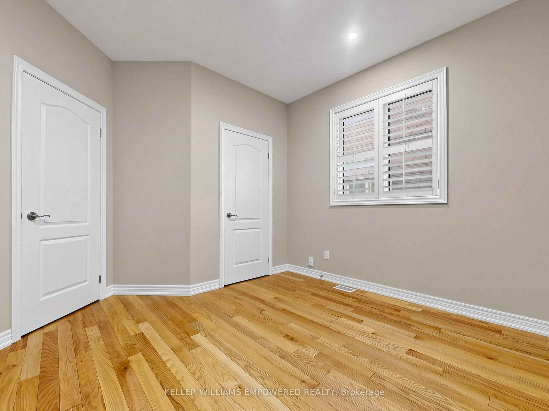 Photo 30 of 18 Don Rose Boulevard, East Gwillimbury, Mt Albert — HOMEH